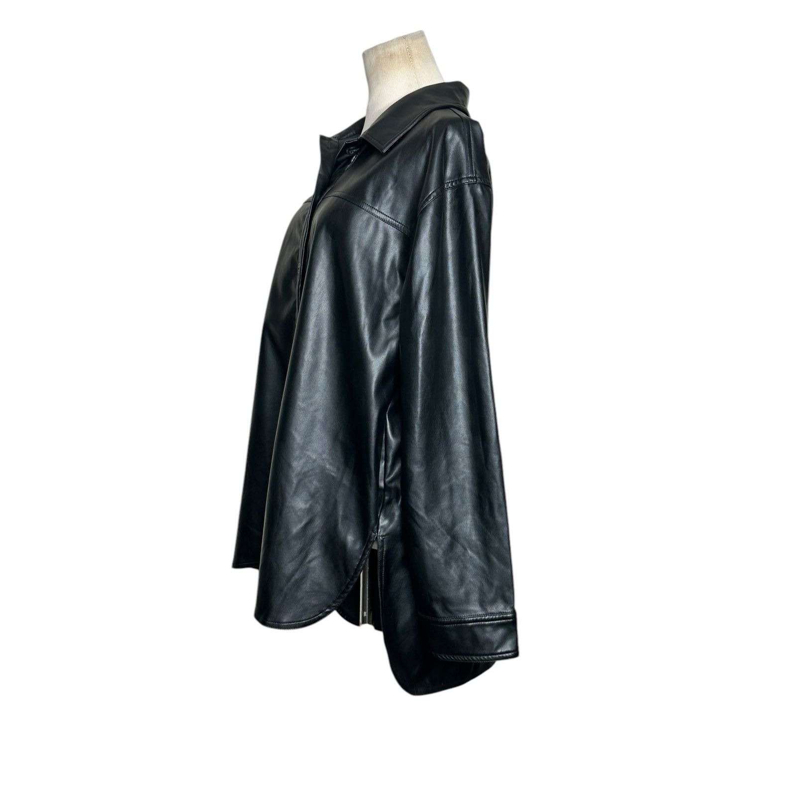 Laundry by Shelli Segal Laundry faux leather buttoned shacket size large Size L / US 10 / IT 46 - 7 Thumbnail