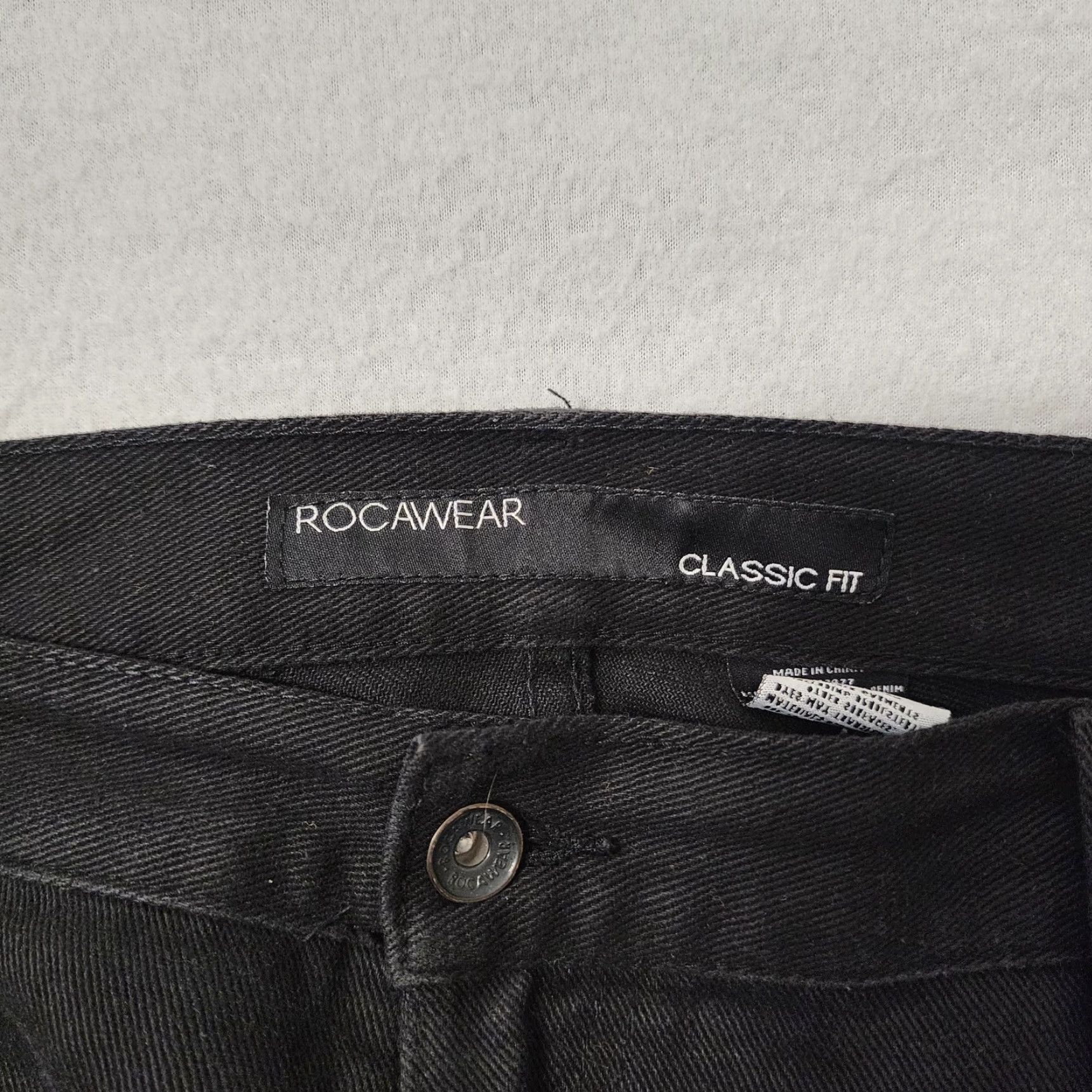 Rocawear VINTAGE Rocawear Baggy Jeans Mens 44 Black Inseam 26 Embroidered Tapered Pocket Skater Flap Styles: Jeans, Regular, Men Size US 44 / EU 60 - 6 Thumbnail