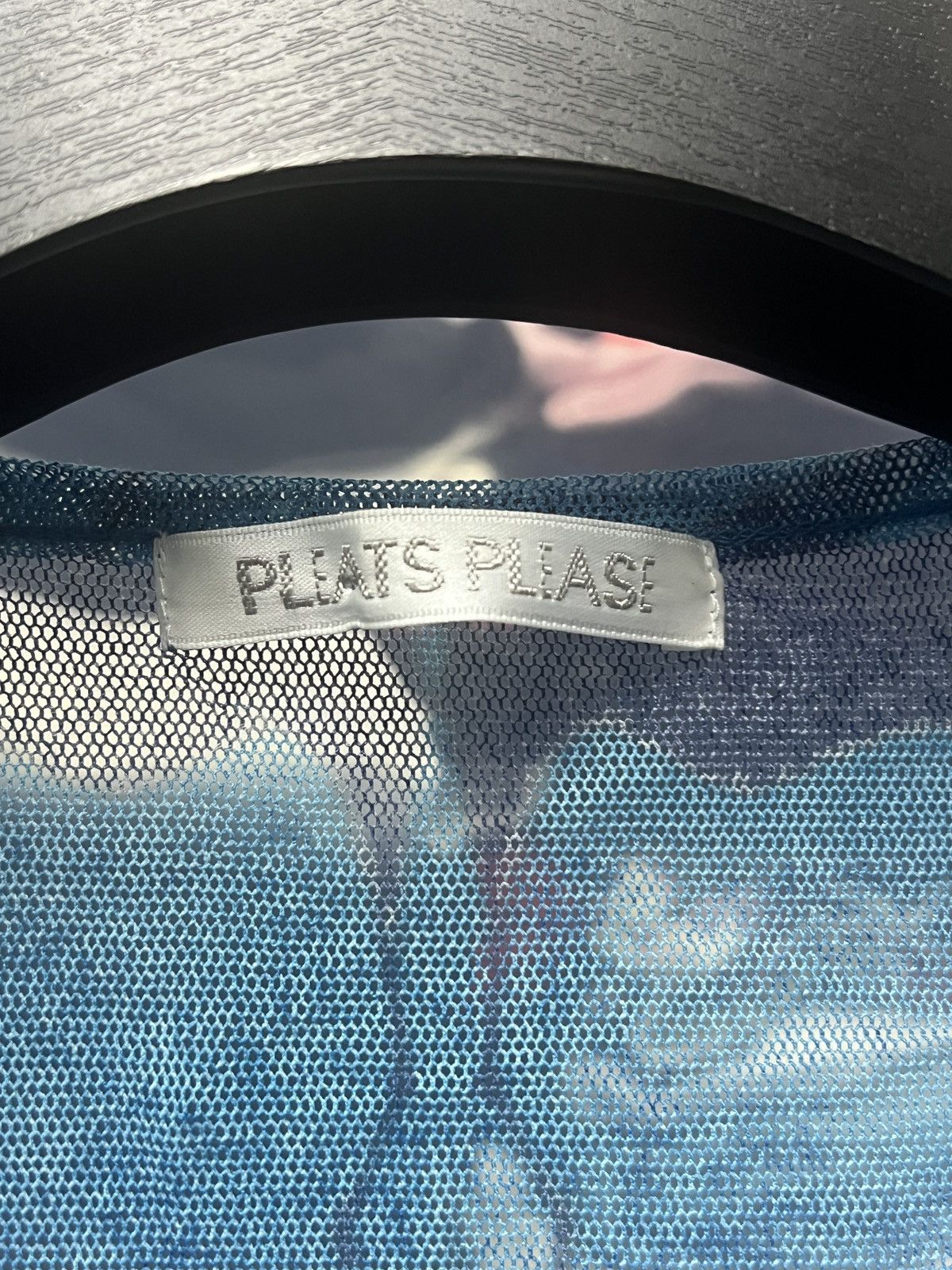 Pleats Please Issey Miyake Pleats Please ‘Tattoo” Mesh Tops Size S / US 4 / IT 40 - 7 Thumbnail