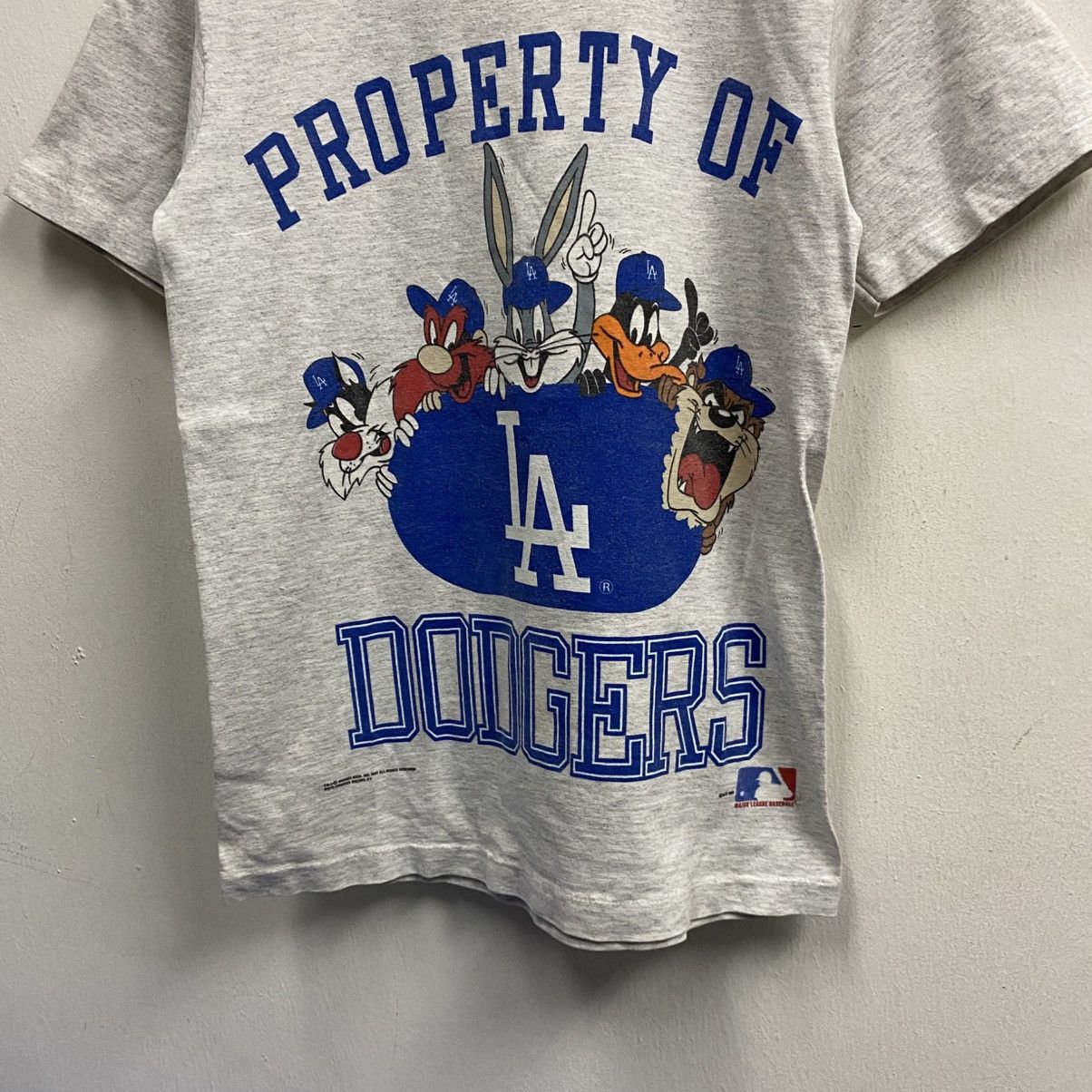 MLB Vintage 90s Los Angeles Dodgers Looney Tunes Property TShirt Size US S / EU 44-46 / 1 - 4 Thumbnail