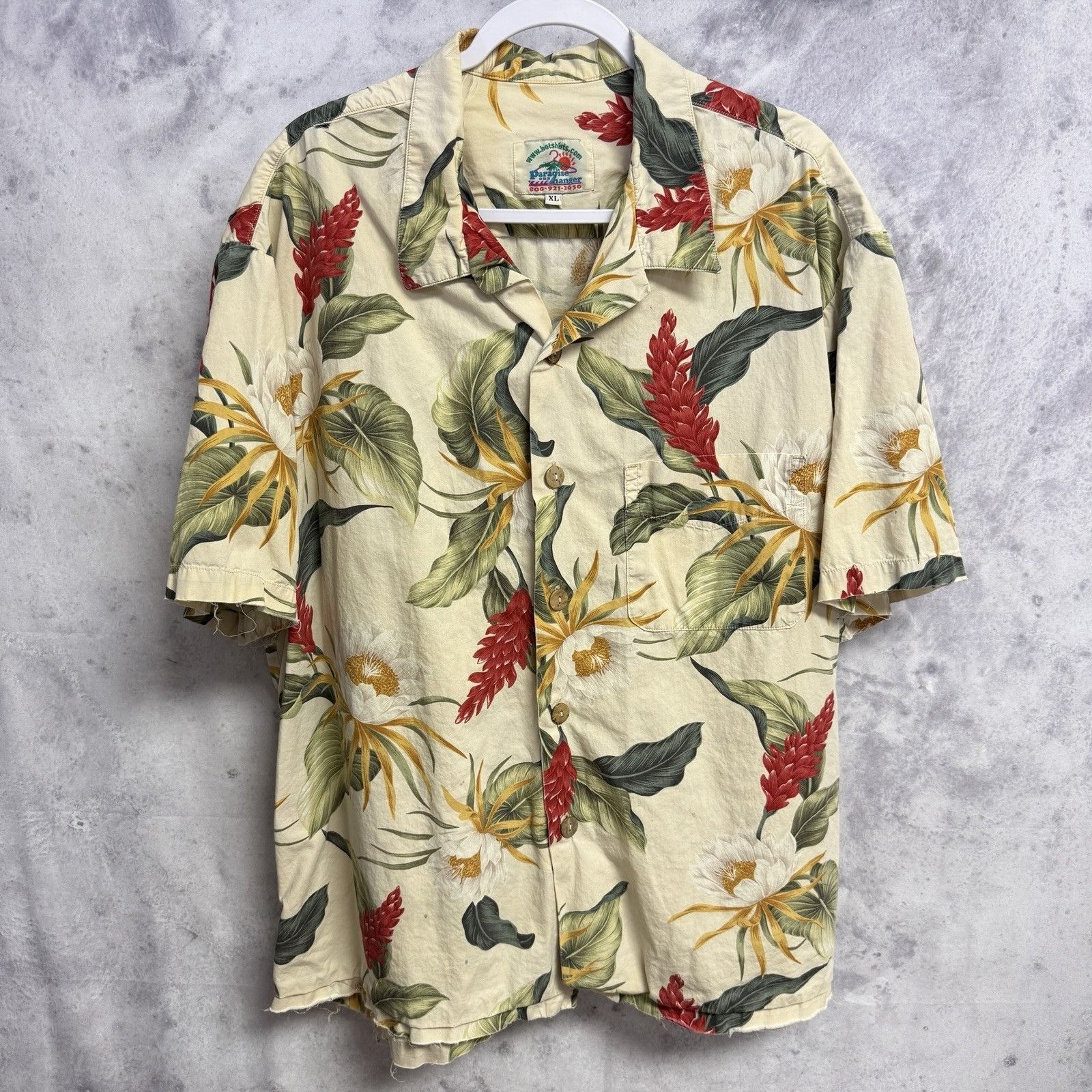 Paradise Vintage Paradise On A Hanger Hawaiian Shirt Men's XL Floral Size US XL / EU 56 / 4 - 1 Thumbnail