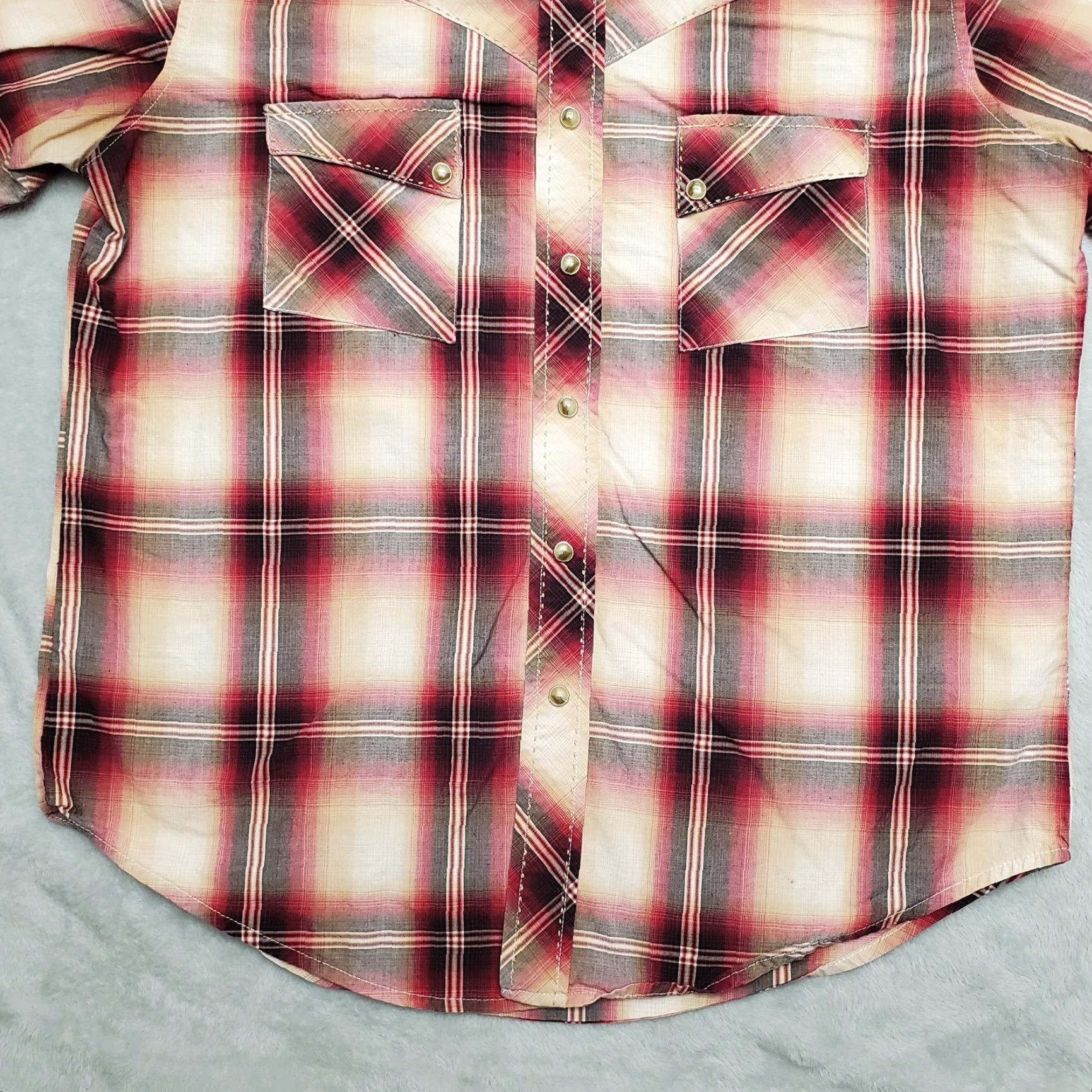 Wrangler Wrangler Shirt Mens M Red Short Sleeve Pearl Snap Cowboy Western Lightweight Shirt Mens Red Short Sleeve Pearl Snap Cowboy Western Lightweight Size US L / EU 52-54 / 3 - 4 Thumbnail