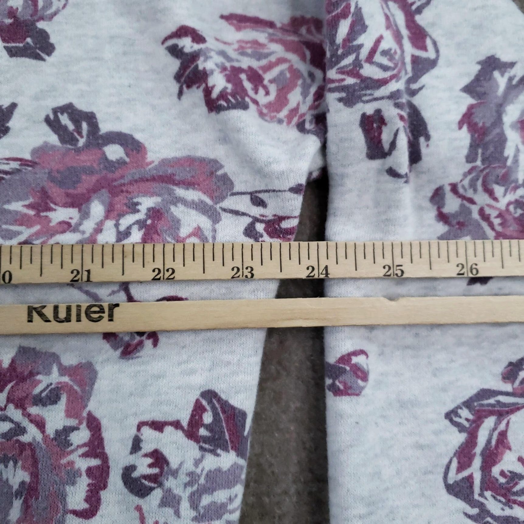 Calvin Klein Calvin Klein Sweatshirt Womens Large Gray Floral Rose Cowl Neck Logo Pullover Size L / US 10 / IT 46 - 3 Thumbnail