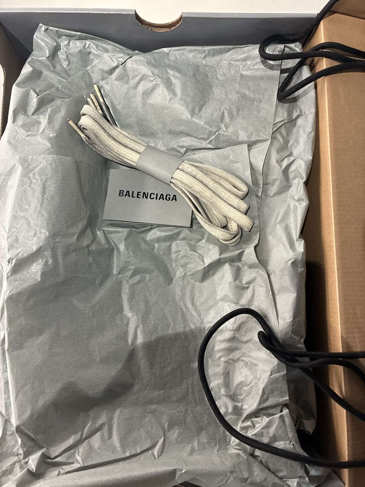 Balenciaga Balenciaga Worn out Cargo Sneaker Size US 9 / EU 42 - 9 Thumbnail