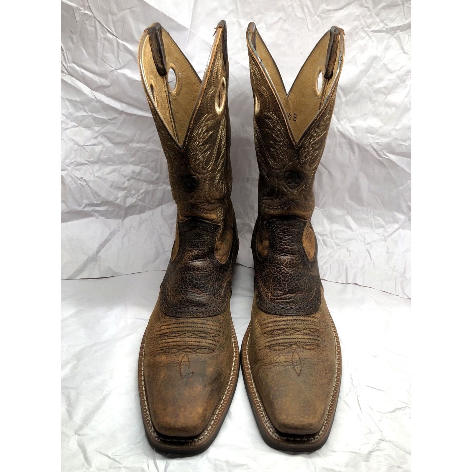Ariat ARIAT Icon Mens Heritage Roughstock Square Toe Leather Western Boots 10.5 B Mens Boots Brown Leather Western Square Toe Heritage Roughstock Size US 11 / EU 44 - 3 Thumbnail