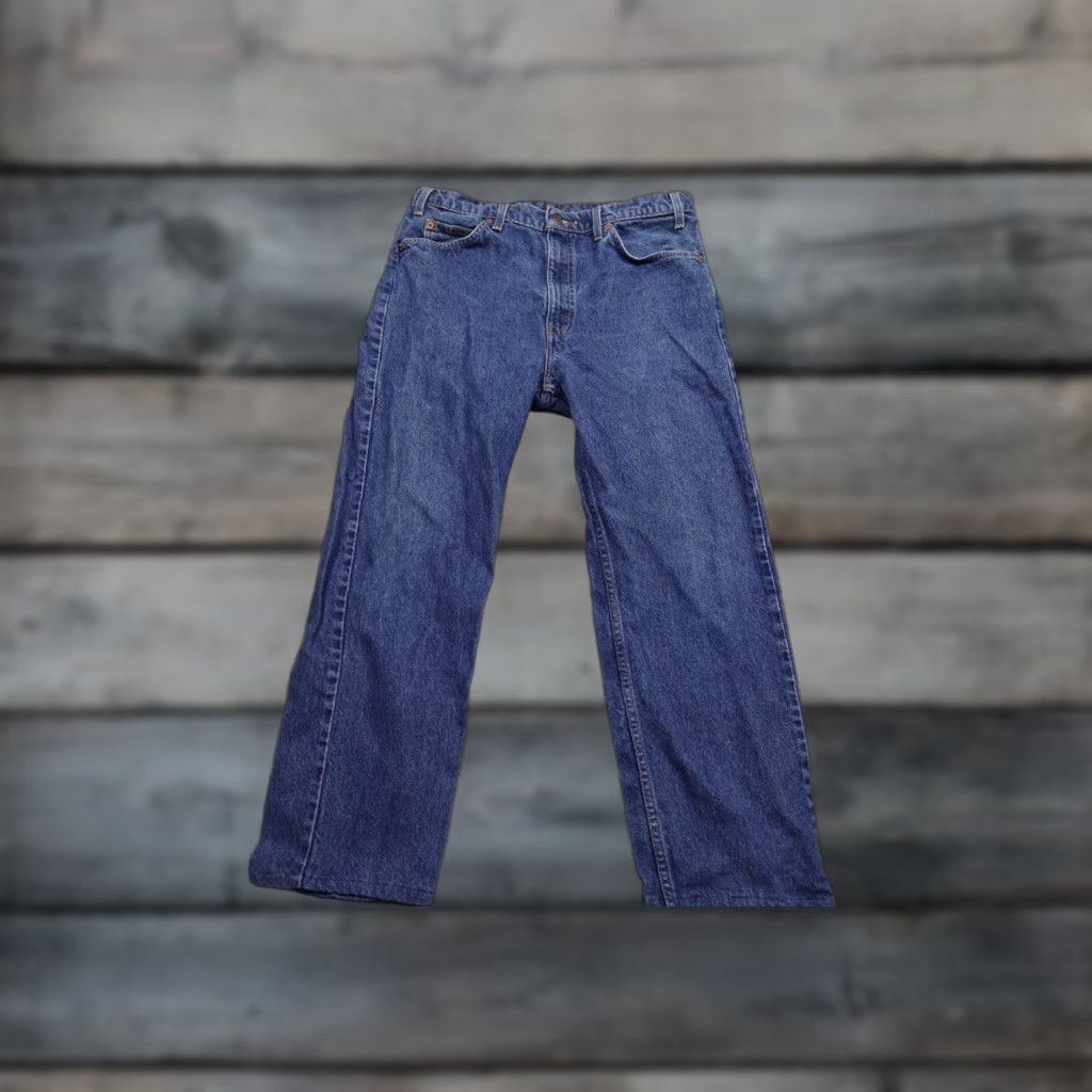 Levi's VINTAGE Levi's 505 Jeans Men 36x27 Blue Light Wash Orange Tab 90s Distressed Hem Levi's 505 Jeans Men 36x27 Blue Light Wash Distressed Hem 90s Size US 36 / EU 52 - 1 Thumbnail