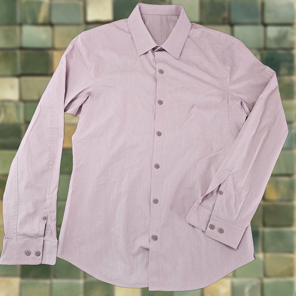 Lululemon Lululemon Shirt Mens Medium Purple Woven Button-Up Long Sleeve Collared Pocket Knit/Active Size US M / EU 48-50 / 2 - 1 Thumbnail