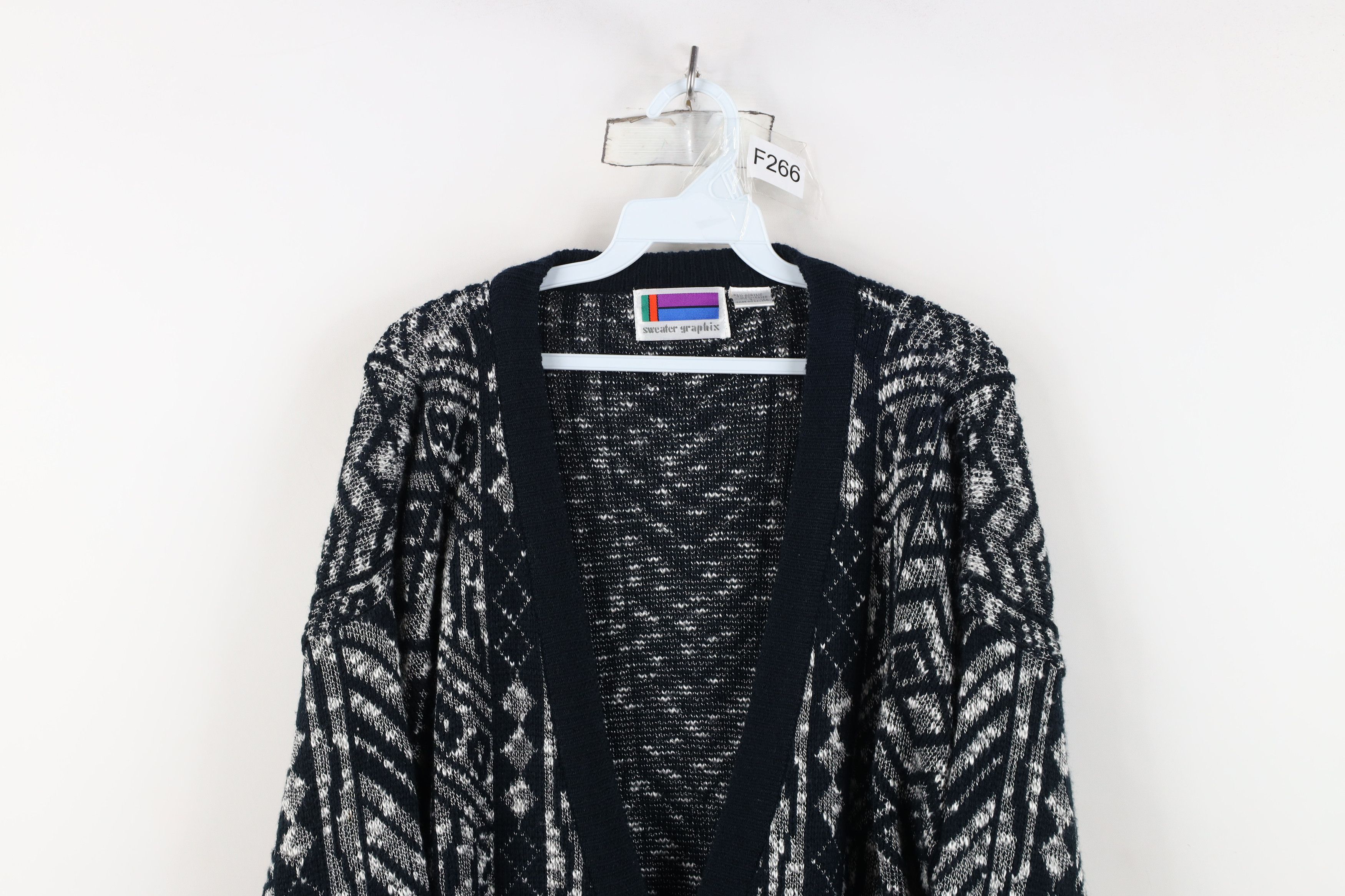 Vintage Vintage 90s Streetwear Geometric Knit Cardigan Sweater Size US L / EU 52-54 / 3 - 2 Thumbnail