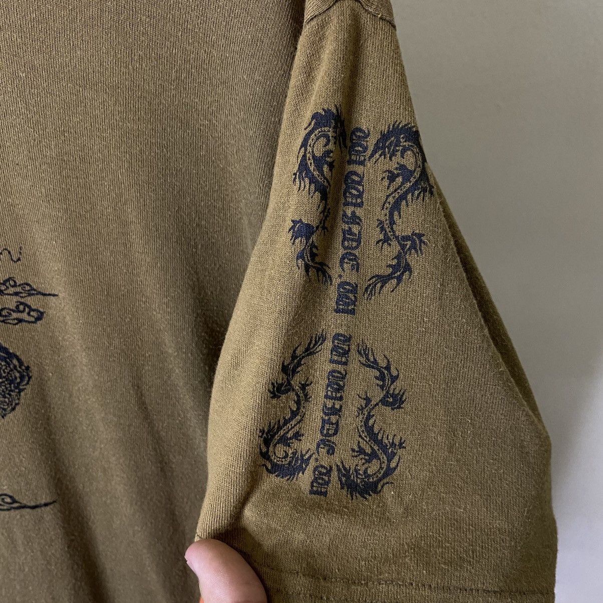 Mind Games Y2K Dragon Graphic Stussy Style Double Sleeves Tshirt Size US L / EU 52-54 / 3 - 4 Thumbnail