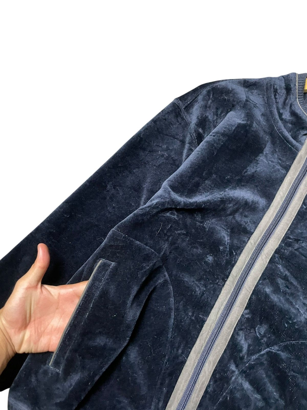 Japanese Brand × Vintage Vintage Crocodile Velvet Zipper Jacket (68) Size US S / EU 44-46 / 1 - 6 Thumbnail
