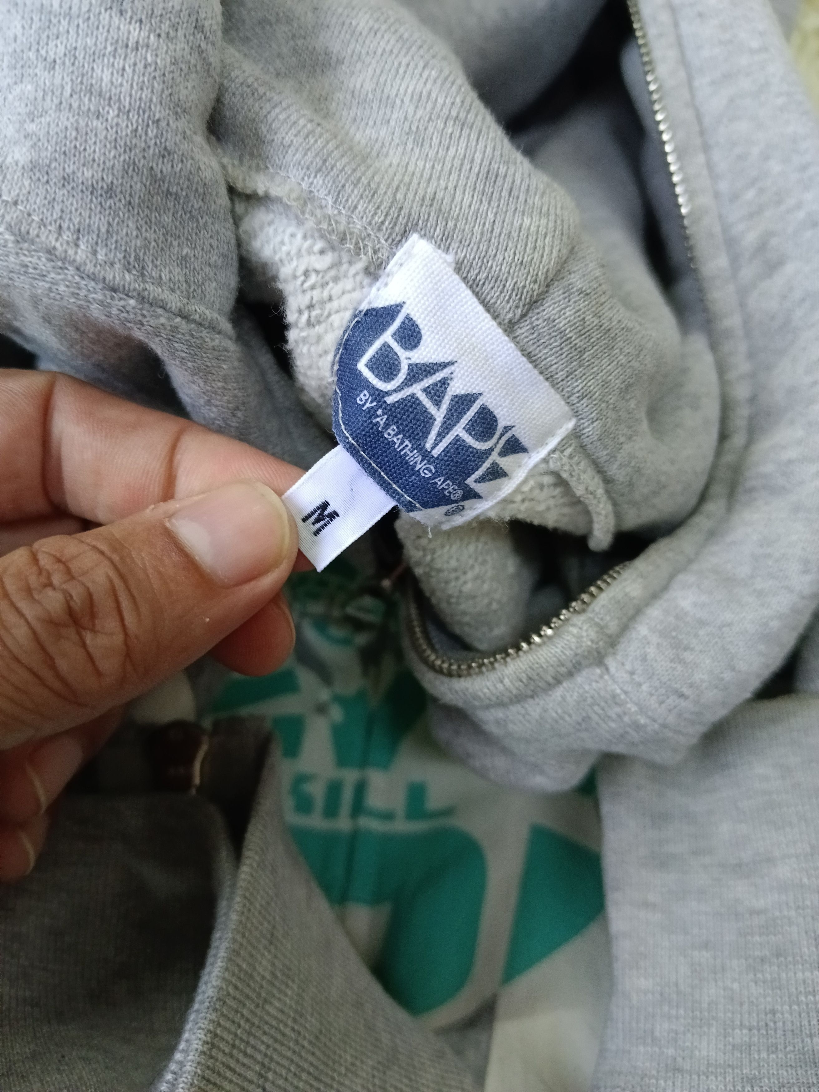 Bape × Kaws APE NEVER KILL APE FULL ZIP HOODIE🔥BAPE X KAWS HOODIE Size US M / EU 48-50 / 2 - 10 Thumbnail