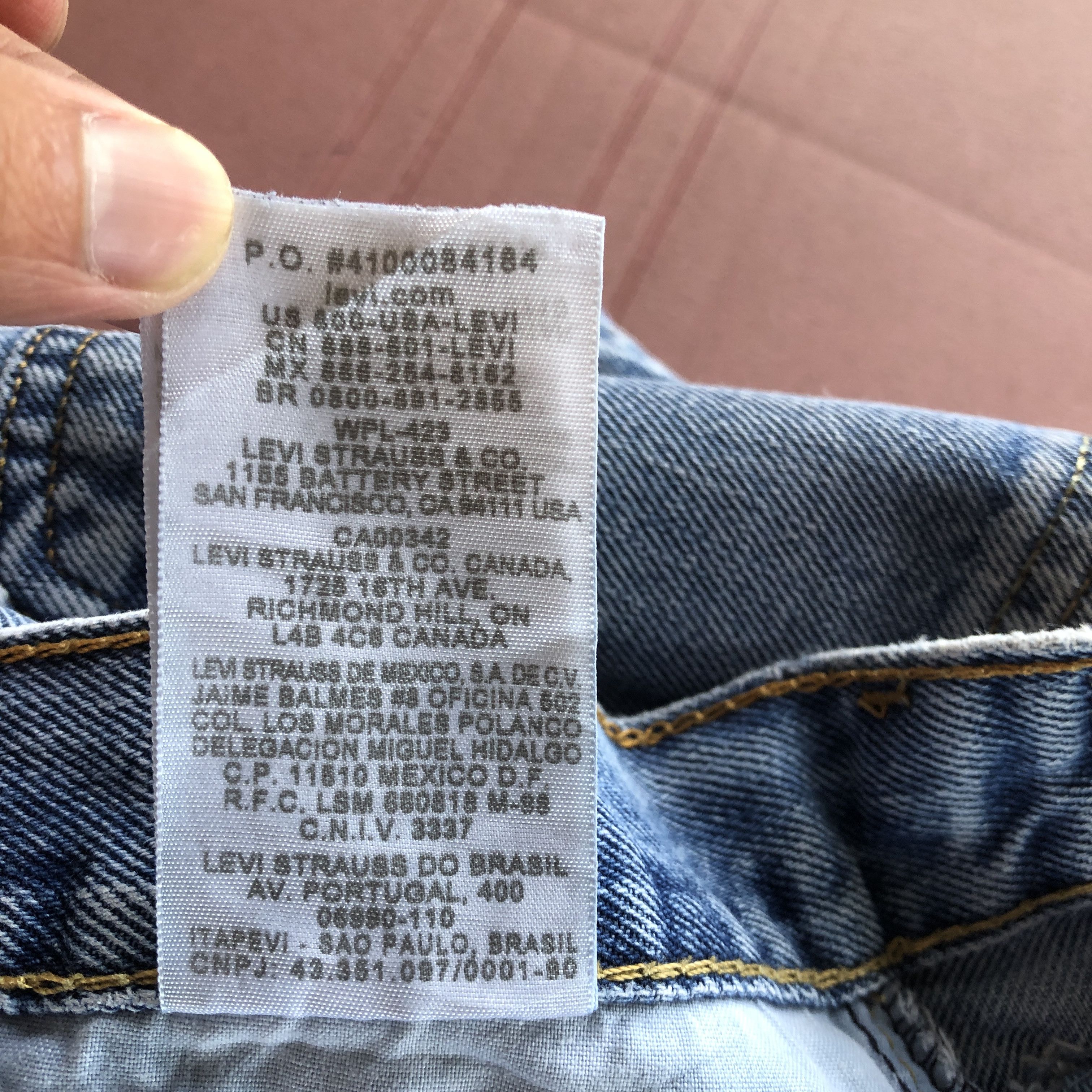 Levi's Vintage Painter Levis Baggy Jeans Levi's 550 Faded Denim Size US 34 / EU 50 - 9 Thumbnail