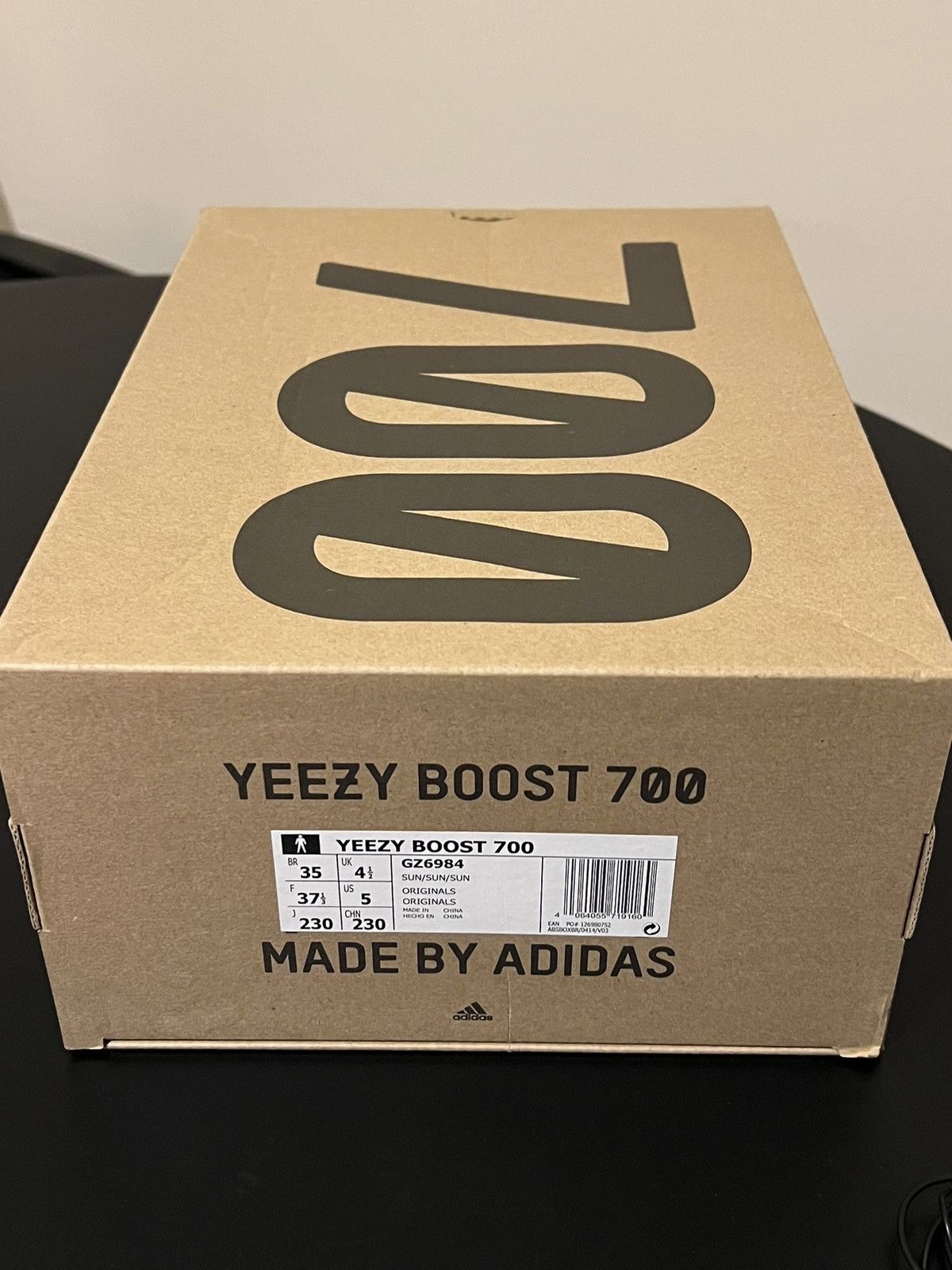 Adidas × Kanye West Adidas Yeezy Boost 700 V1 Sun Size US 5 / IT 35 - 8 Thumbnail