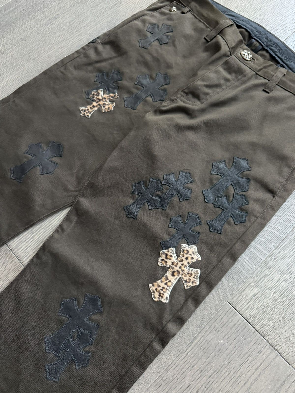 Chrome Hearts Chrome Hearts Cheetah/Black Cross Patch Brown Chino Pants Size US 32 / EU 48 - 3 Thumbnail