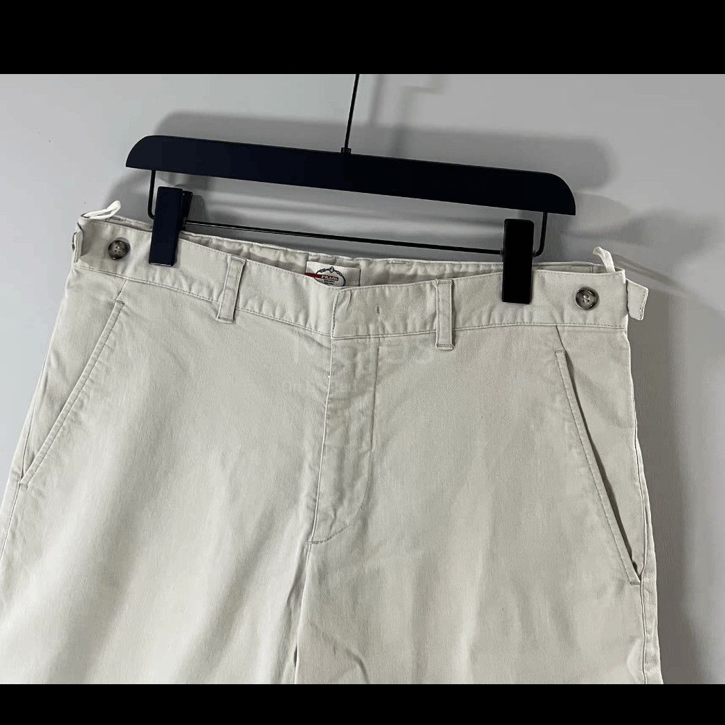 Prada Sz 48 Prada Logo Tag Basic Shorts-2508 Size US 32 / EU 48 - 3 Thumbnail