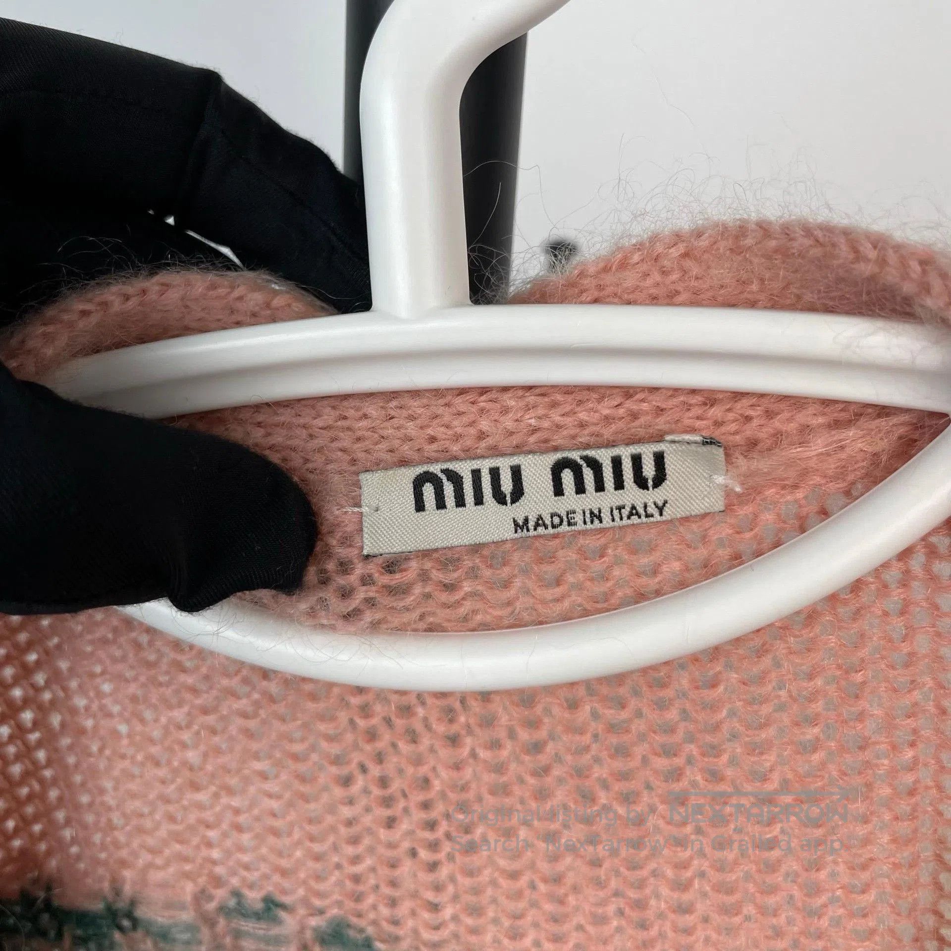 Miu Miu MiuMiu Colorful Rose Print V-Neck Knit Cardigan. Size M / US 6-8 / IT 42-44 - 4 Thumbnail