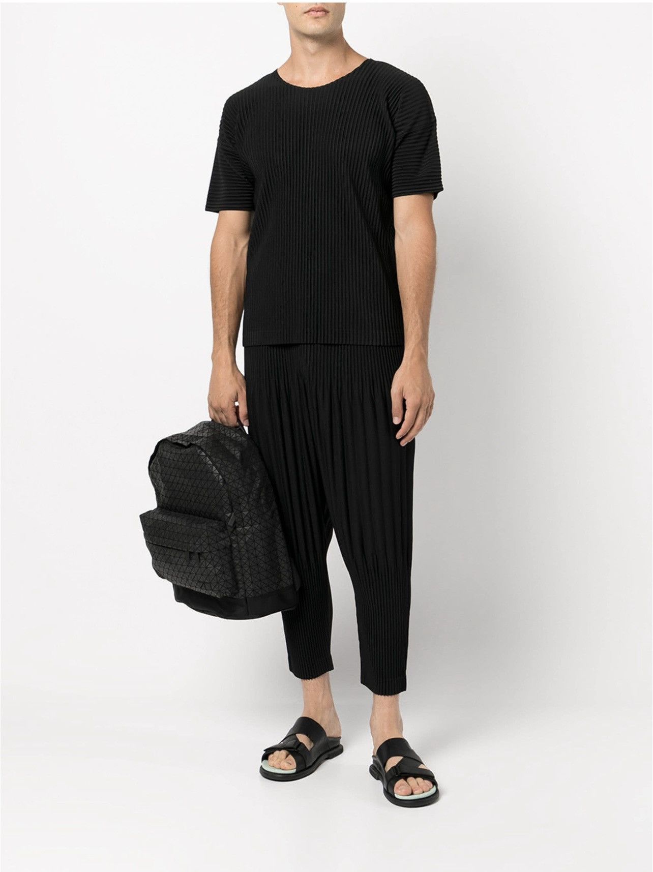 Homme Plisse Issey Miyake Homme Plissé Issey Miyake tapper leg pleated pants Size US 34 / EU 50 - 2 Thumbnail