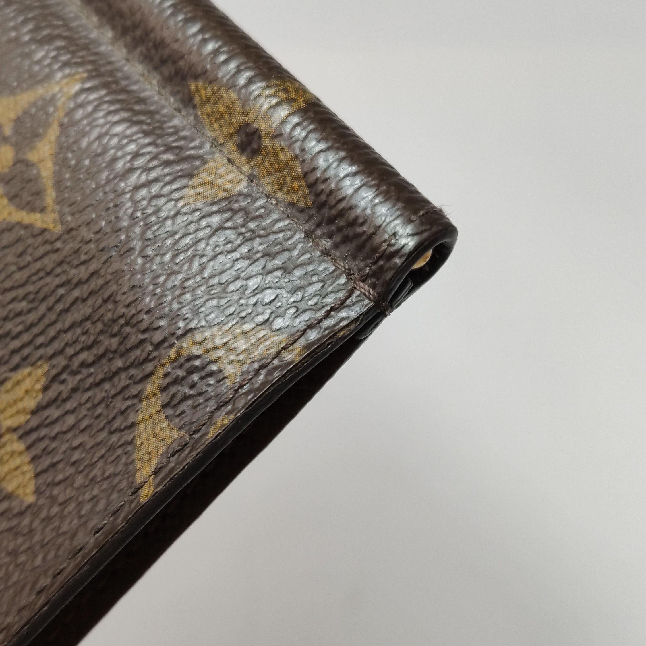 Louis Vuitton Louis Vuitton (LV) Monogram Print Folding Card Holder -y250 Size ONE SIZE - 7 Thumbnail