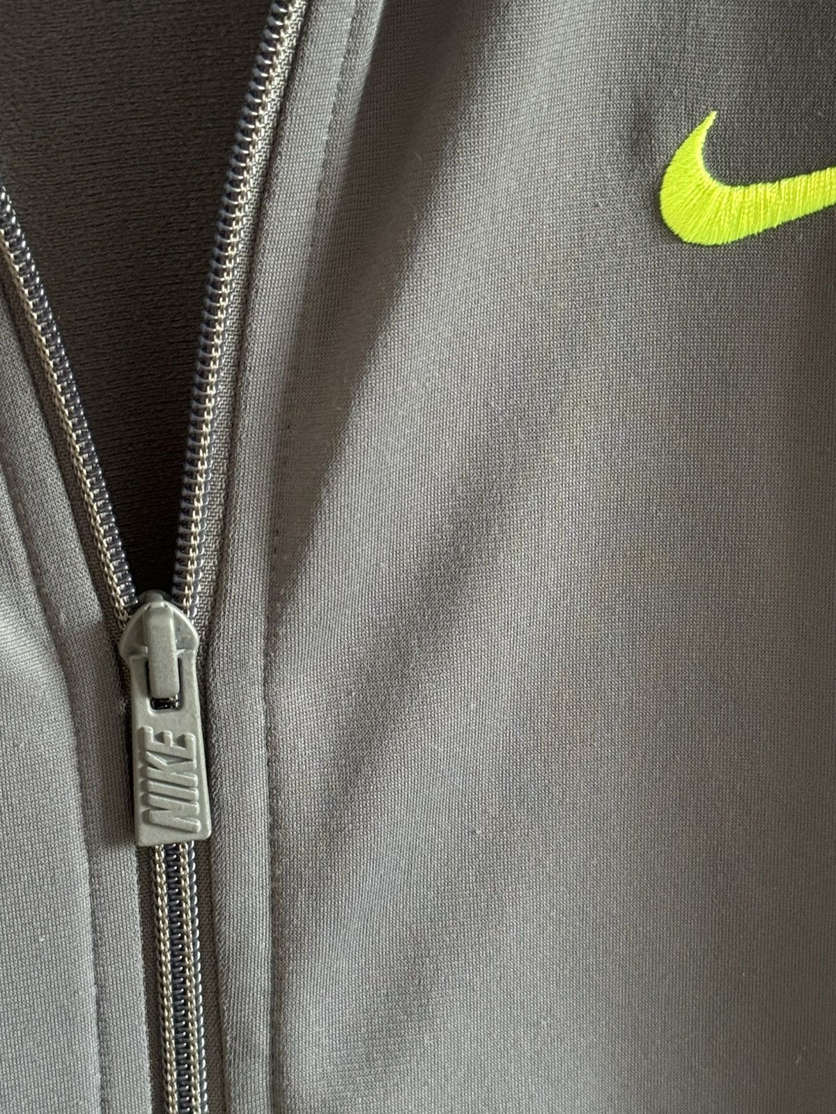 Nike Vintage Nike Tracksuit Suit Jacket And Pants Drill Swoosh Size US L / EU 52-54 / 3 - 7 Thumbnail
