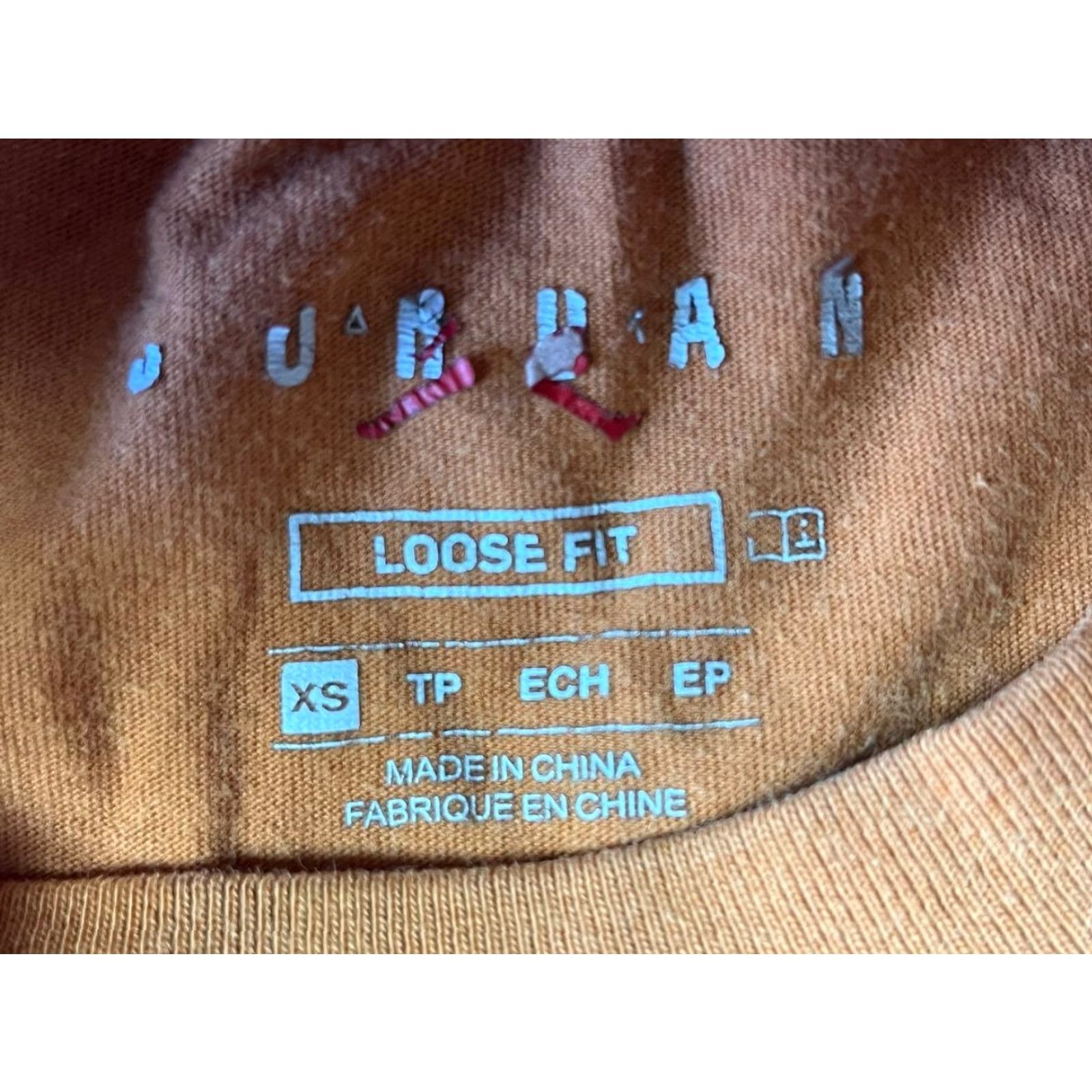 Jordan Brand **Jordan XS Orange Cropped T-Shirt** User: New title: **Jordan XS Orange T-Shirt** Size XS / US 0-2 / IT 36-38 - 6 Thumbnail