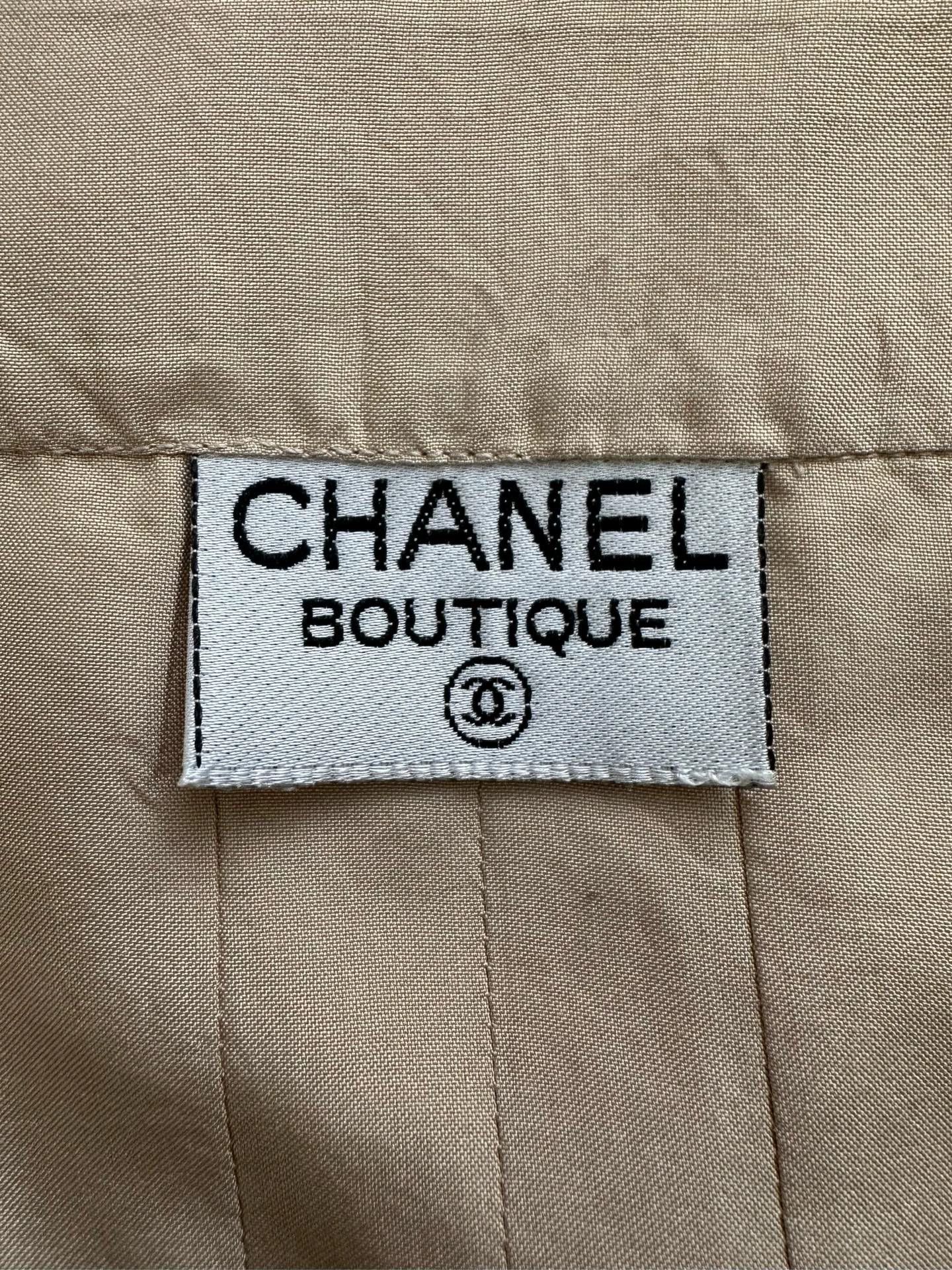 Chanel CHANEL Vintage Camellia Gold Paneled Blouse Women Beige Size M / US 6-8 / IT 42-44 - 9 Thumbnail