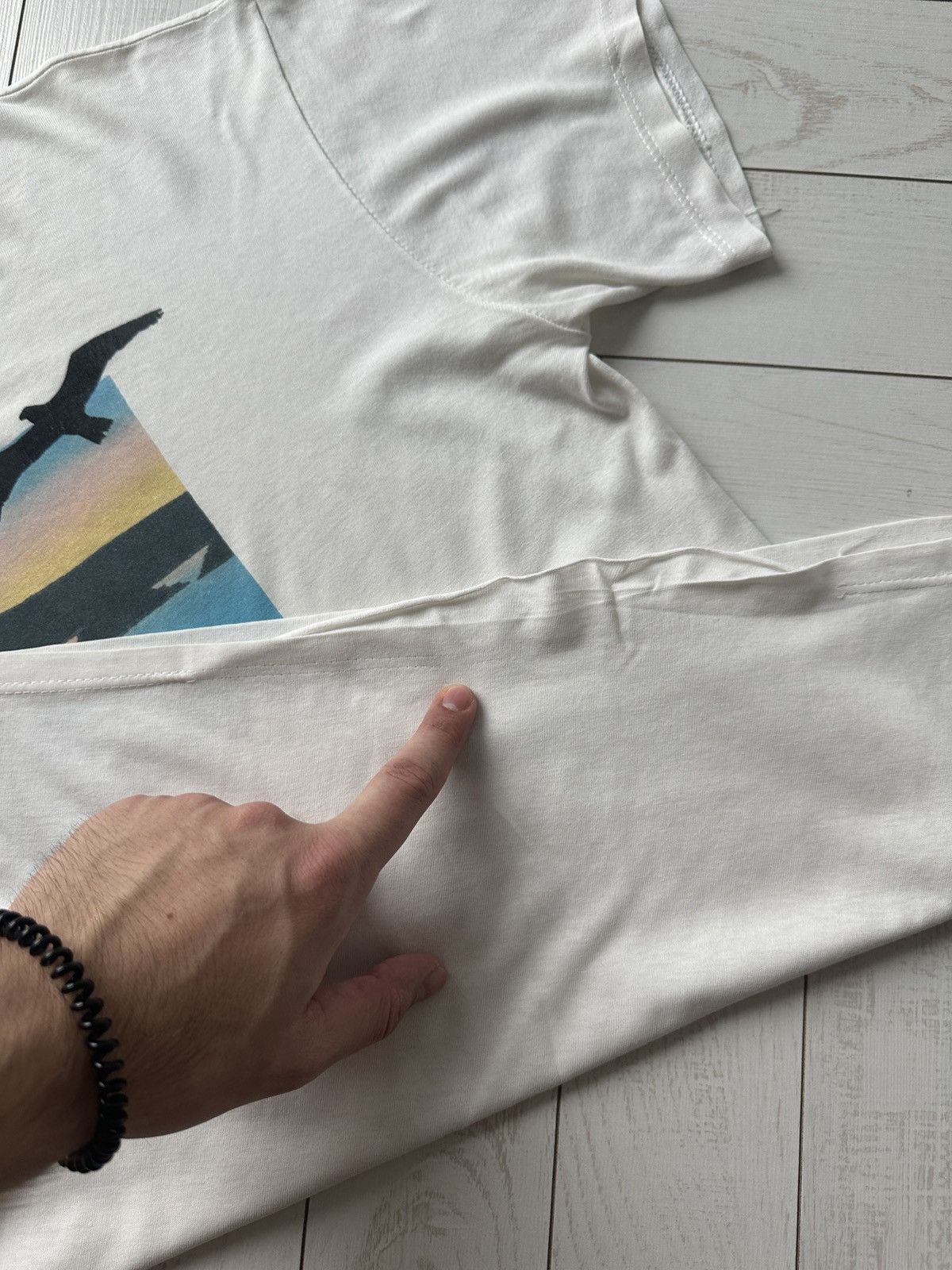 Vintage Vintage 90s St.Martins Caliber seaside bird island vybe tee Size US M / EU 48-50 / 2 - 7 Thumbnail