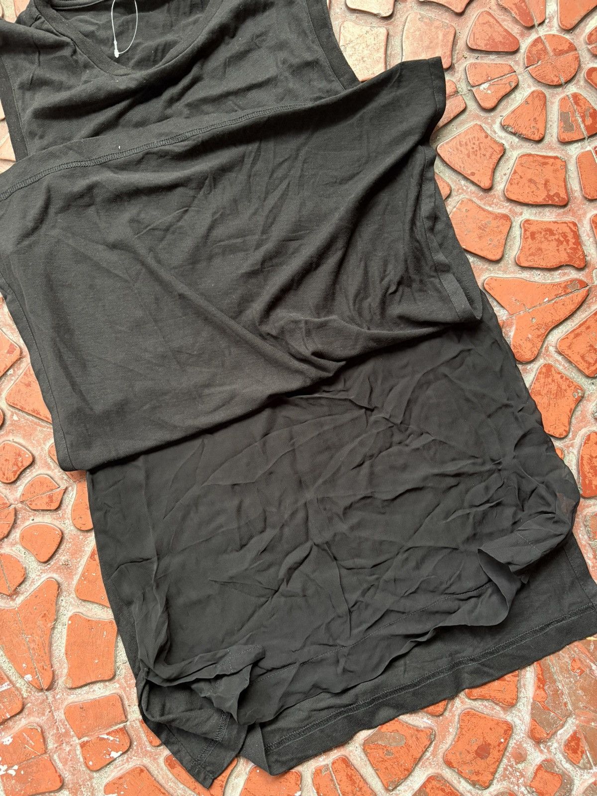 Ann Demeulemeester ANN DEMEULEMEESTER SCOOP NECK TANKTOP Size XXS / US 00 / IT 34 - 7 Thumbnail