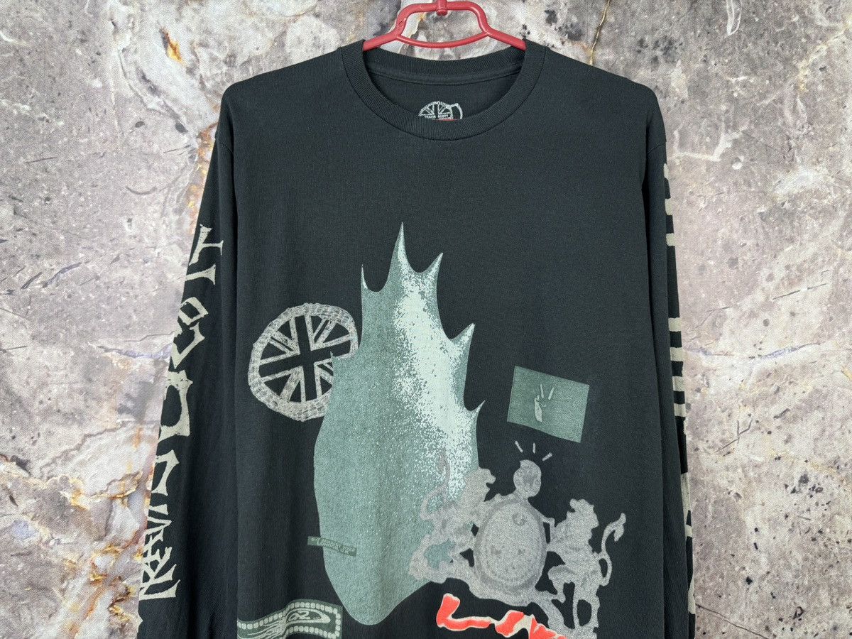 Travis Scott Men’s Travis Scott Long Sleeve Shirt London Tour Size Small Size US S / EU 44-46 / 1 - 3 Thumbnail