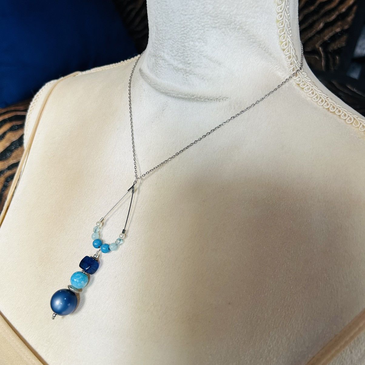 Handmade Handcrafted vintage bead changeable charm pendant necklace Size ONE SIZE - 4 Thumbnail
