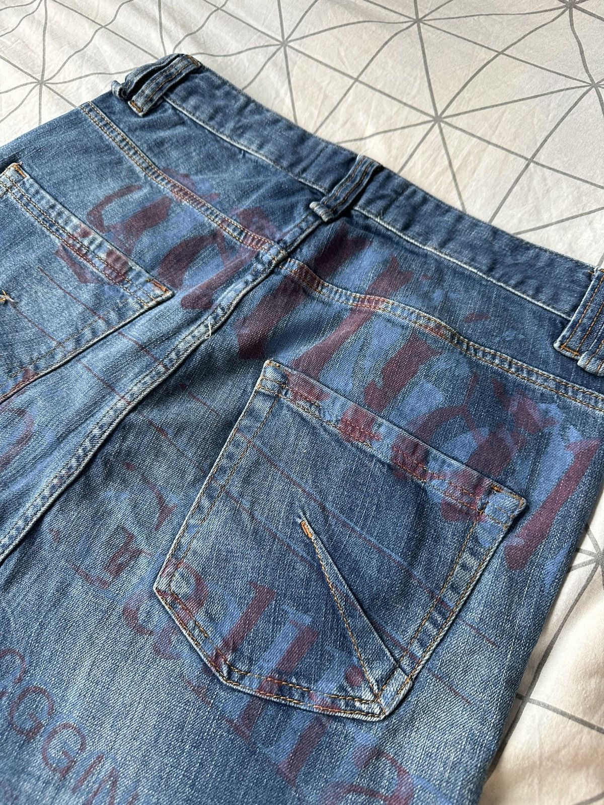 John Galliano Galliano Gazette Print Drop Crotch Denim Pants Size US 30 / EU 46 - 4 Thumbnail