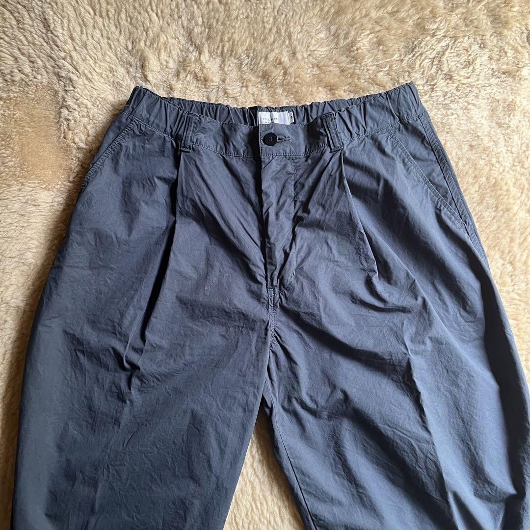 STILL BY HAND STILL BY HAND PT03241 GARMENT-DYE DEEP TUCK PANTS Size US 32 / EU 48 - 9 Thumbnail