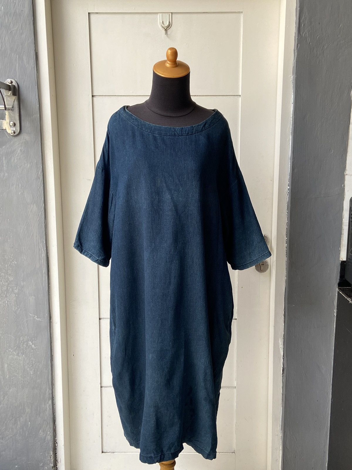 PLANTATION Midi Dress