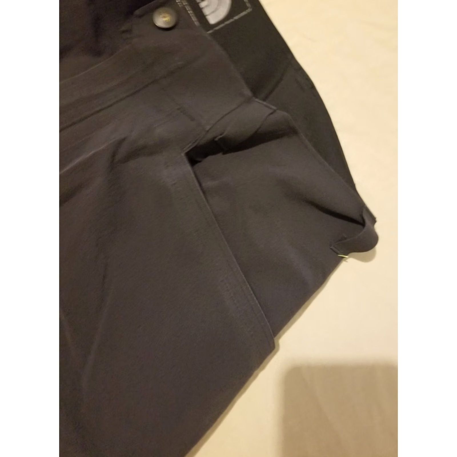The North Face The North Face Mens Shorts 31 Black Athletic Outdoor Hiking Stretch Cargo Outdoor Mens Boys? Size US 31 - 6 Thumbnail