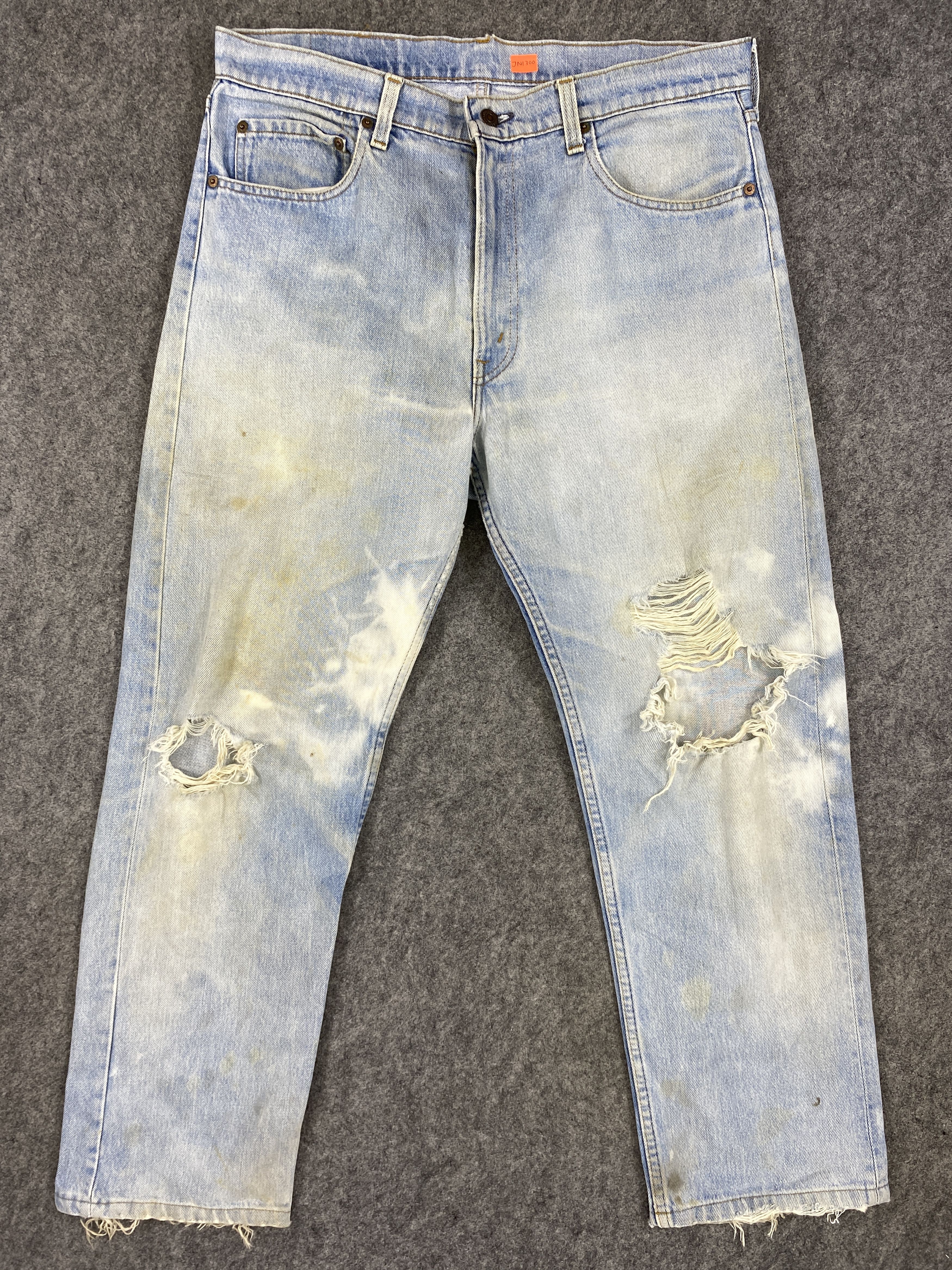 image of Distressed Denim x Hype 80's Light Blue Wash Vintage Levi's 505 35X27 Denim -Jn1300, Men's
