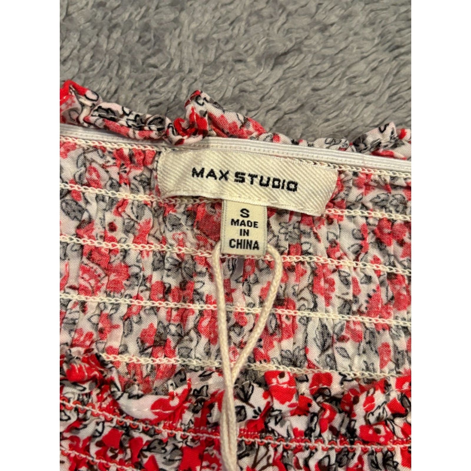 Vintage NWT Max Studio Womens Small Floral Print Long Sleeve Off-Shoulder Peasant Top Size S / US 4 / IT 40 - 2 Thumbnail