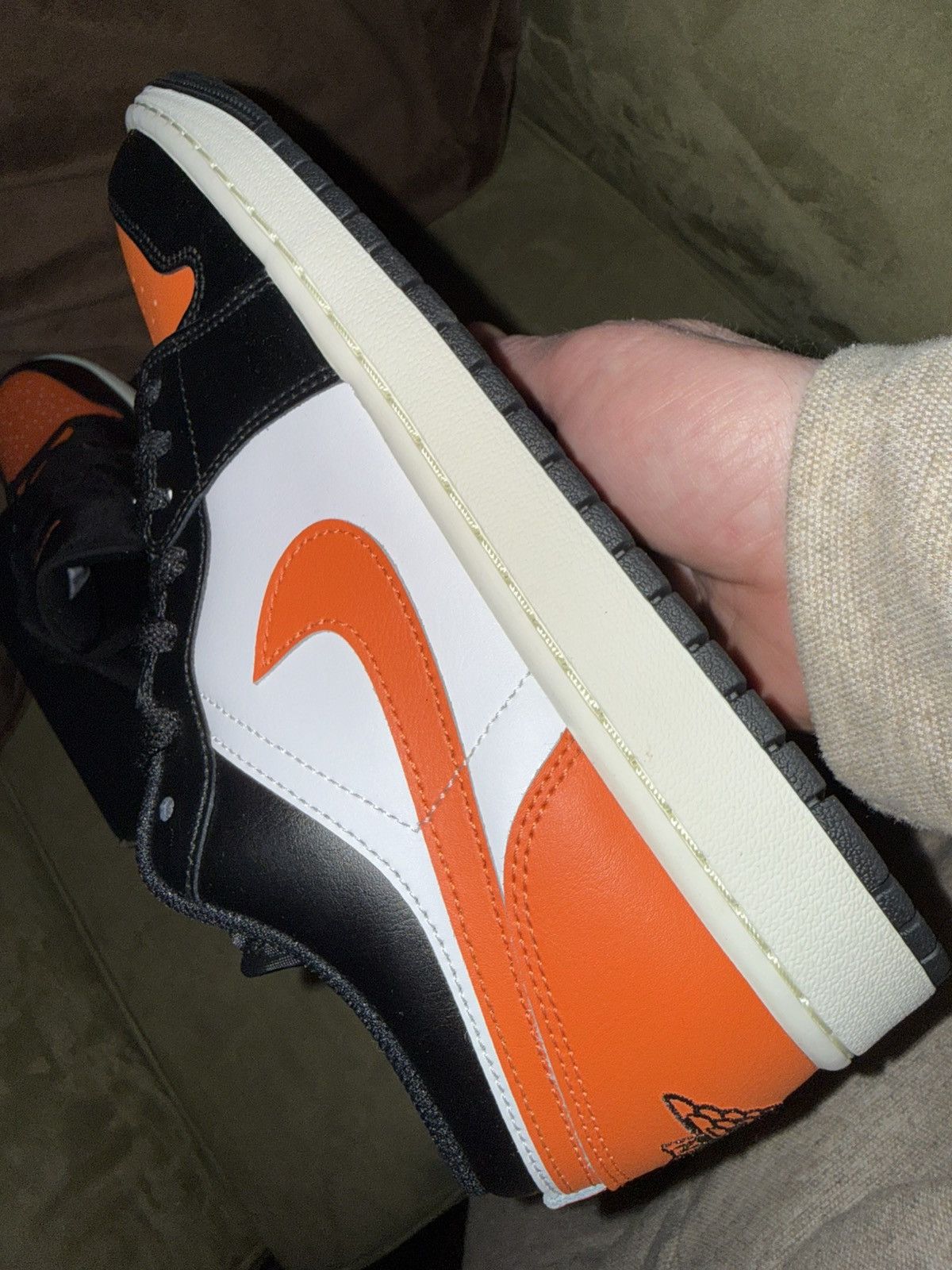 Jordan Brand Nike Air Jordan 1 Low Shattered Backboard Alternate - NEW! Size US 9.5 / EU 42-43 - 8 Thumbnail