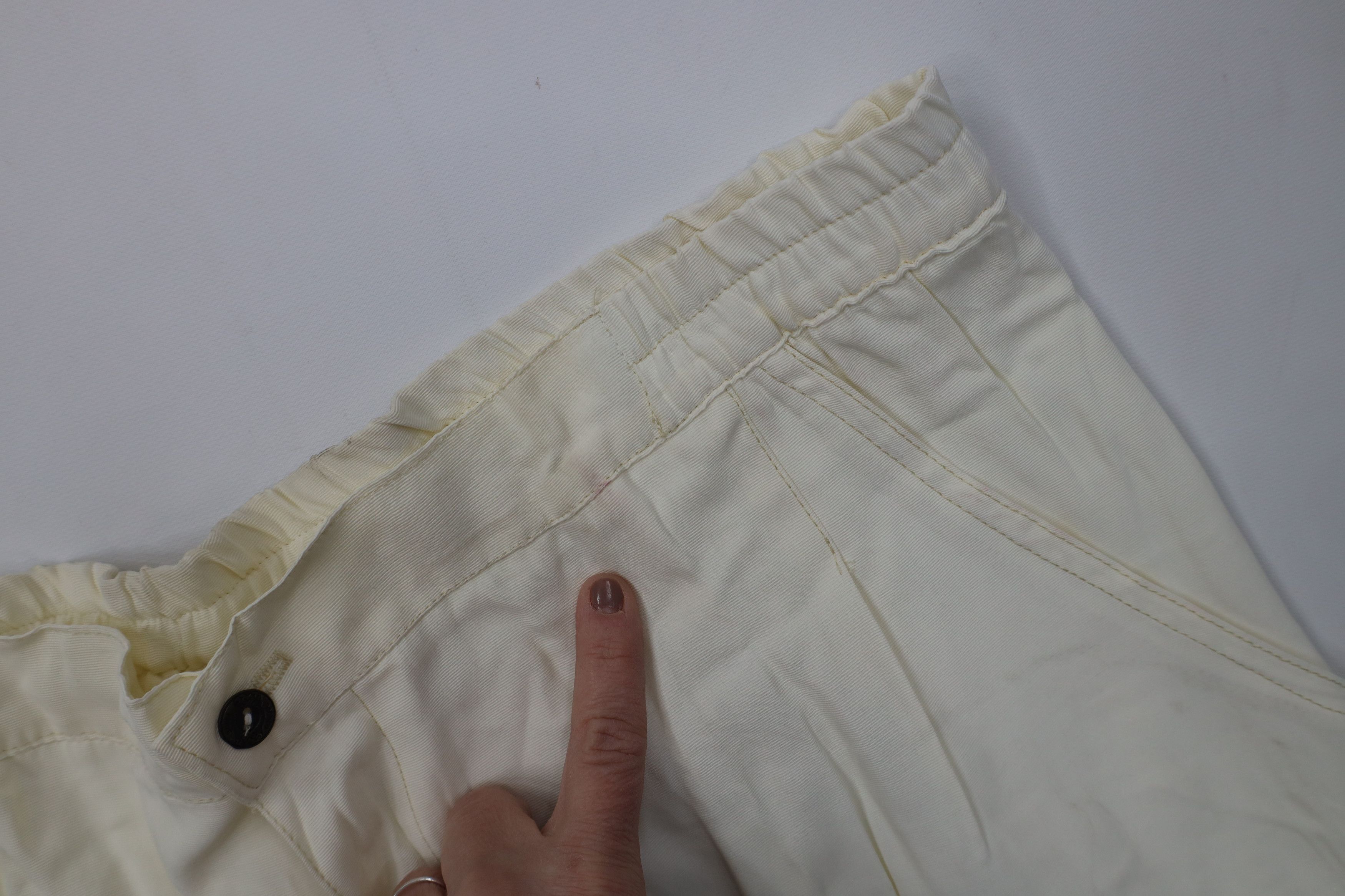 Vintage Vintage 90s Streetwear Gabardine Knit Baggy Shorts Cream USA Size US 36 / EU 52 - 9 Thumbnail