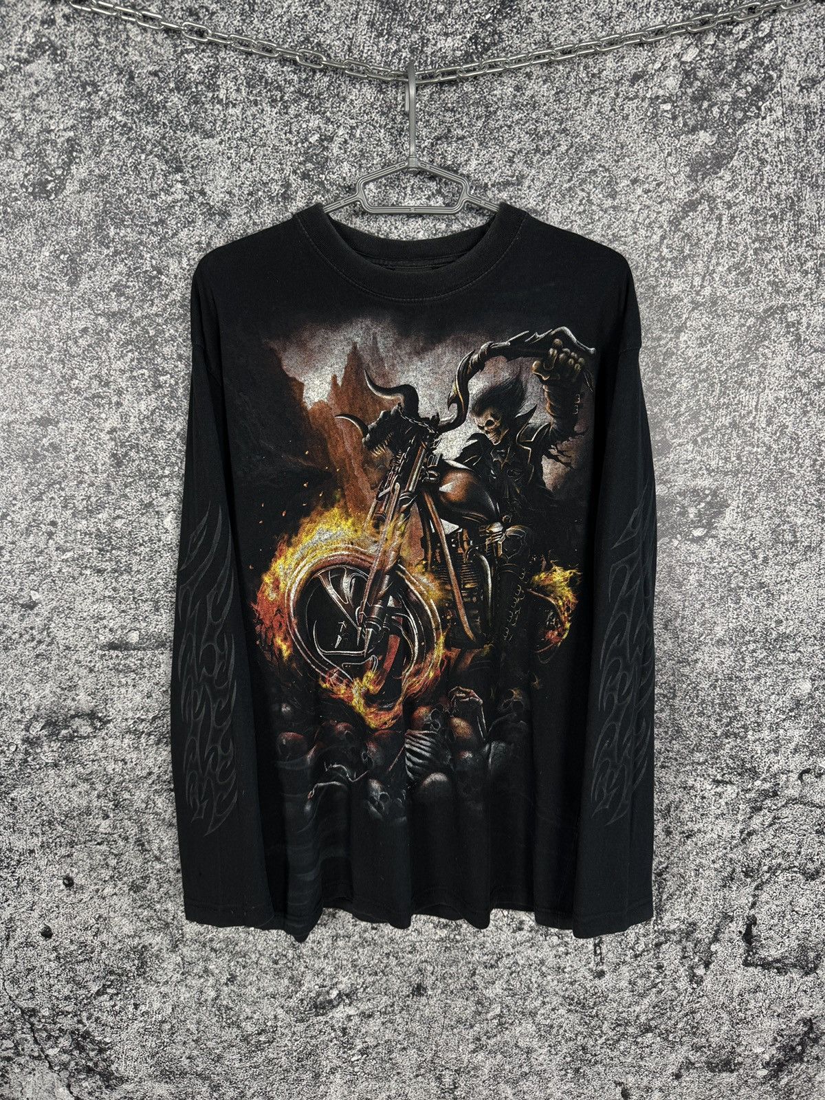 Vintage Spiral Long Sleeve T-Shirt Vintage Skulls Motorcycle Size XL Size US XL / EU 56 / 4 - 2 Thumbnail
