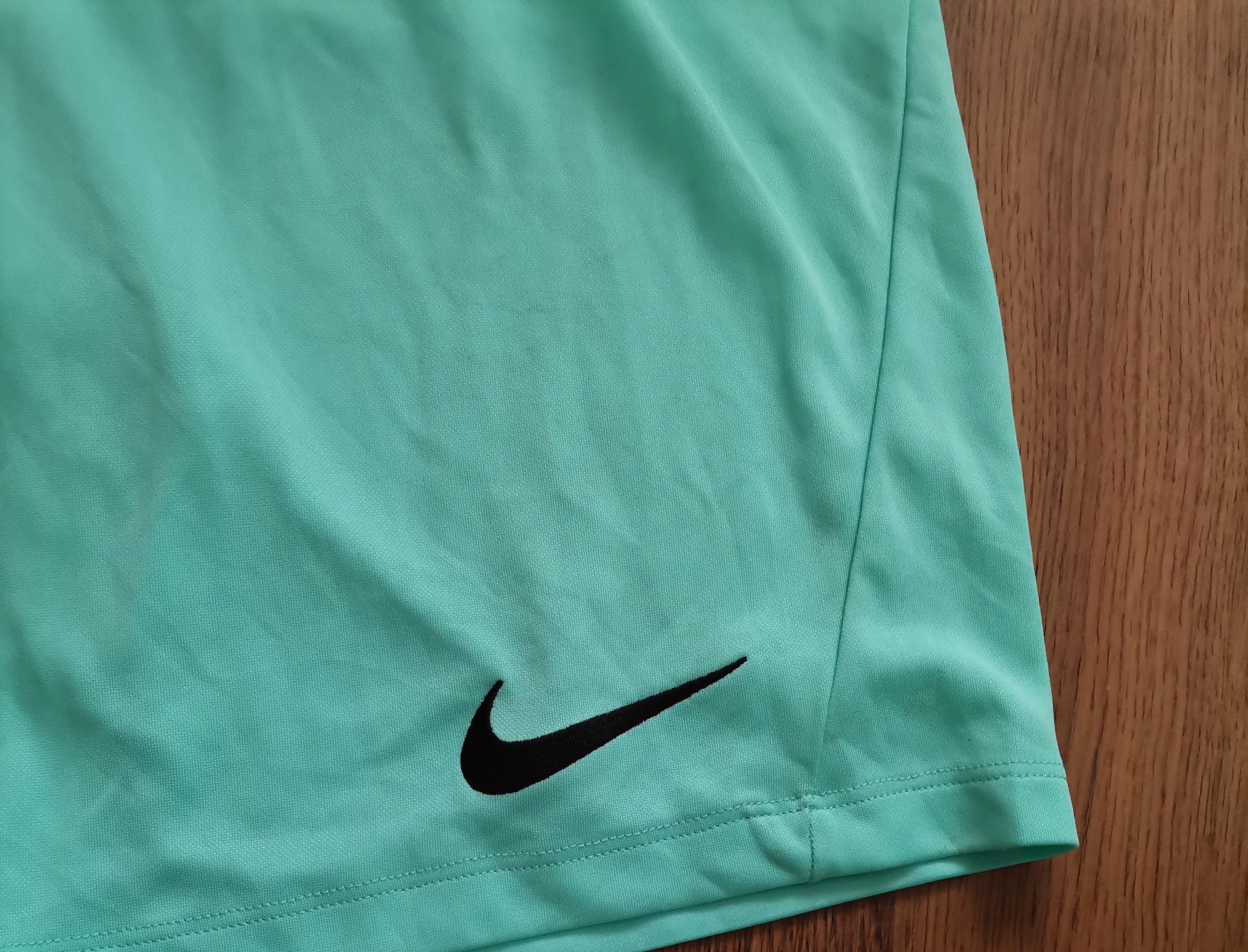 Nike Nike Shorts Size US 28 / EU 44 - 2 Thumbnail