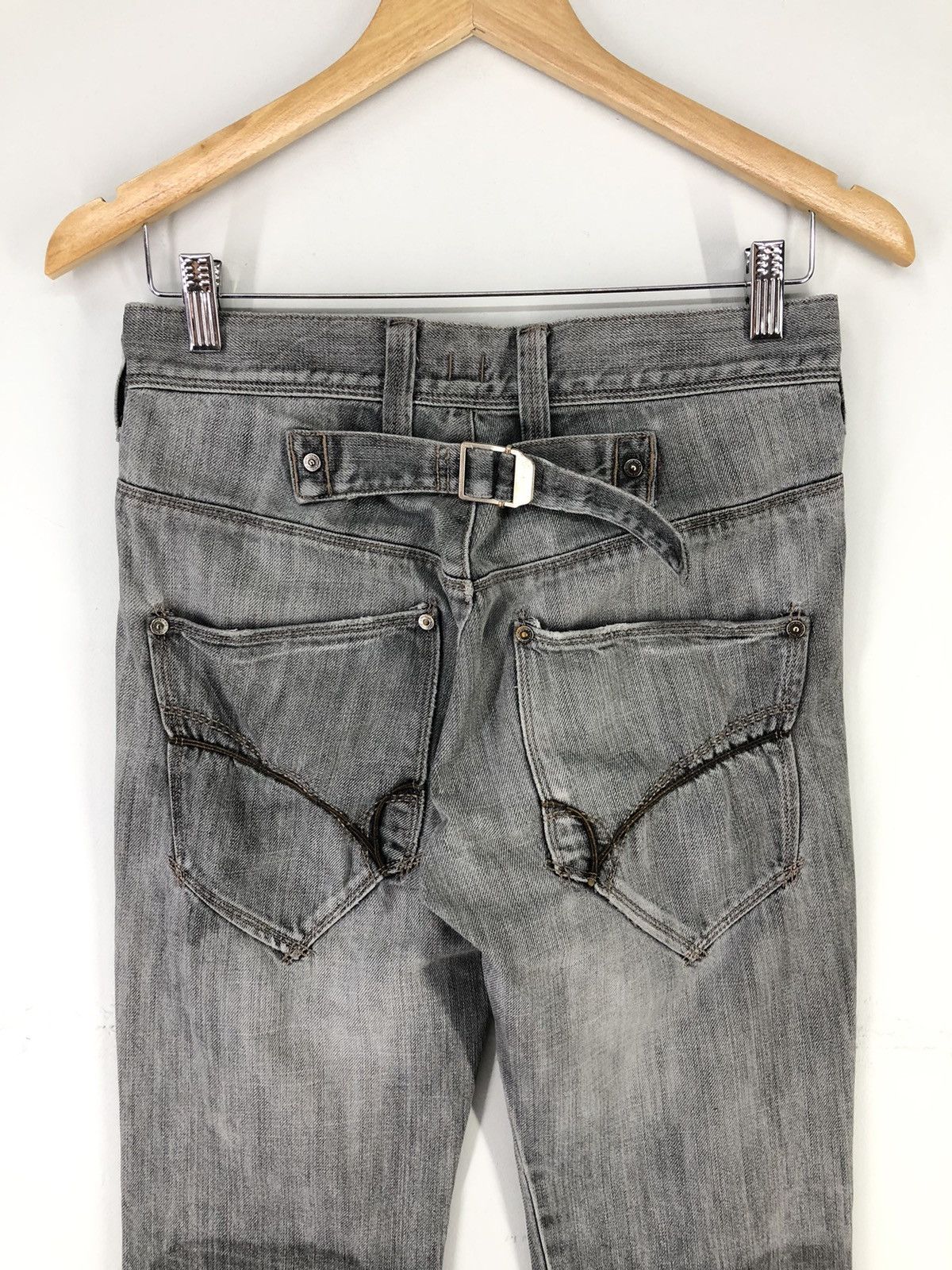 Japanese Brand × Seditionaries Japanese Brand Back Number Buckle Back Light Wash Jeans Size US 28 / EU 44 - 14 Thumbnail