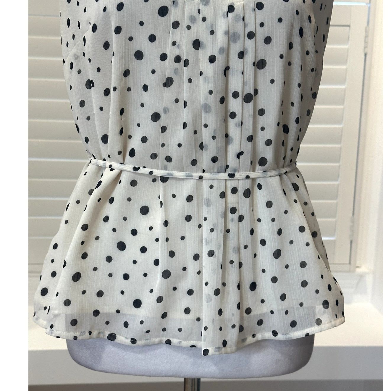Other Menora Cream Black Polka Dot Sleeveless Belted Blouse S Size S / US 4 / IT 40 - 3 Thumbnail