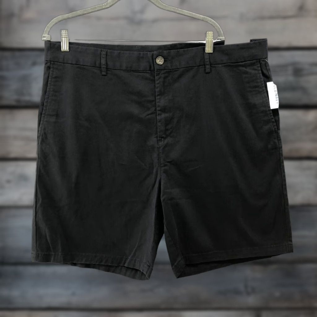 Old Navy NWT Old Navy Chino Shorts 40 Black 8'' Inseam Flat Front Stretch Mens Casual Size US 40 / EU 56 - 1 Thumbnail