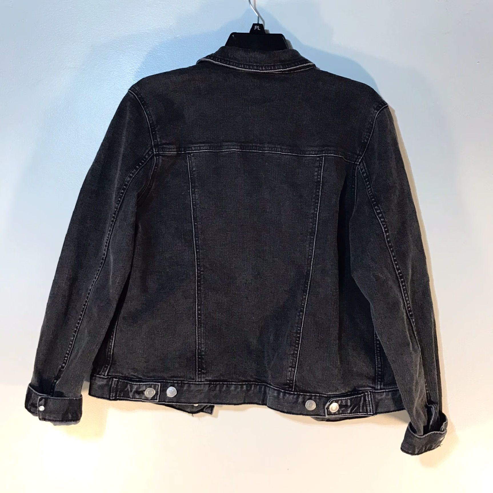 Vintage VINTAGE Time & Tru Black Wash Denim Jacket Women Size Large Casual Fall Winter Cotton Spandex Button Embroidered Logo Size L / US 10 / IT 46 - 3 Thumbnail