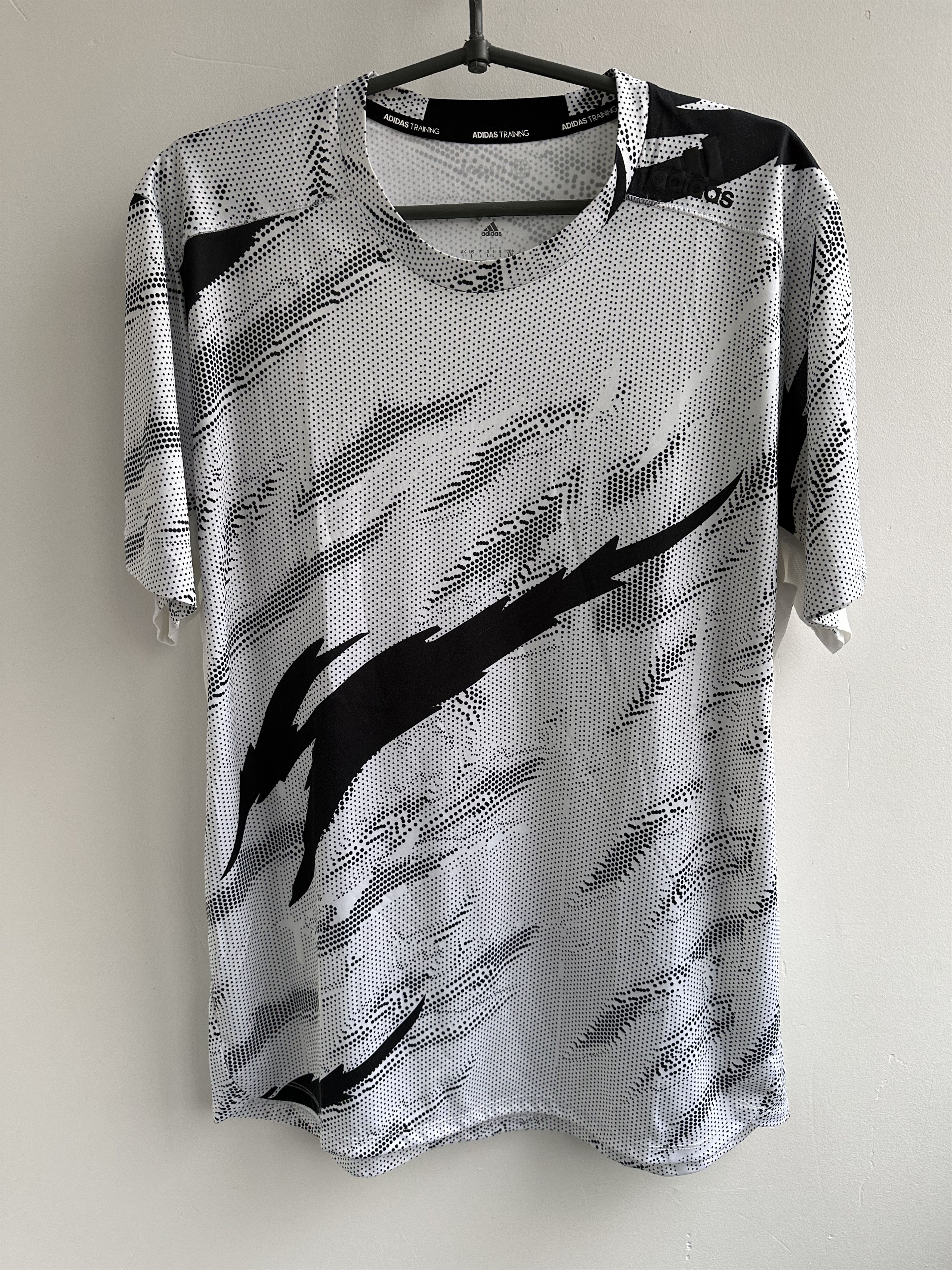 Adidas Adidas training t shirt Size US L / EU 52-54 / 3 - 1 Thumbnail