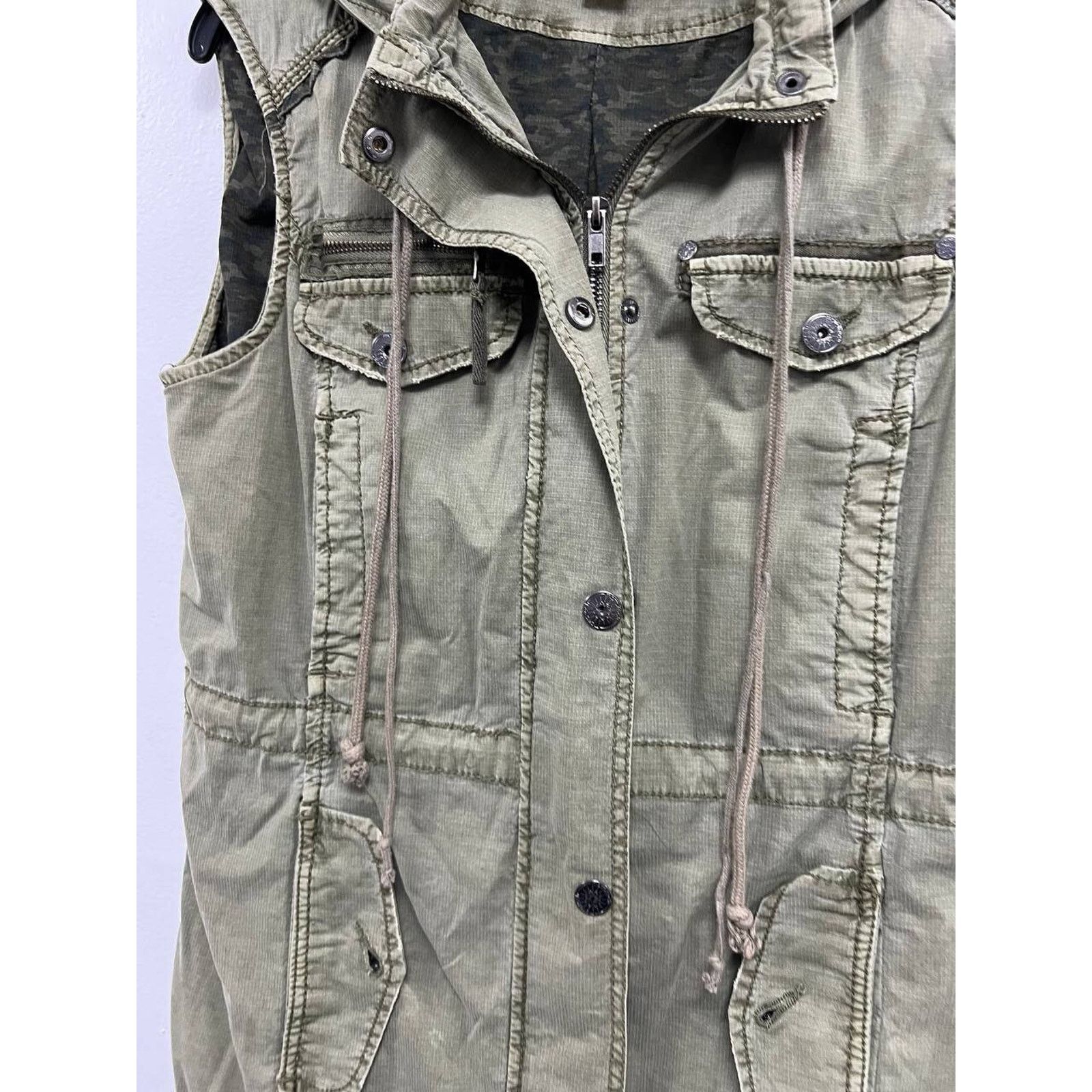 Anthropologie Anthropologie Marakech Army Gren Utility Vest size S A000033 Size S / US 4 / IT 40 - 5 Thumbnail