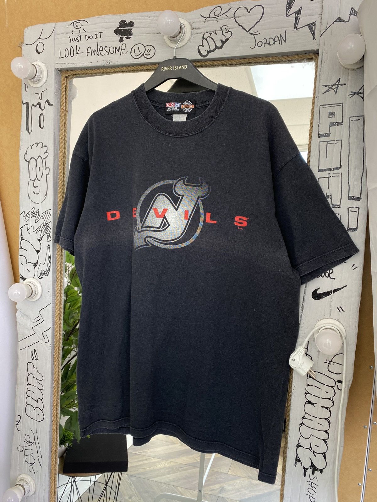 NHL Vintage NHL Devils Faded Tee Size US XL / EU 56 / 4 - 1 Thumbnail