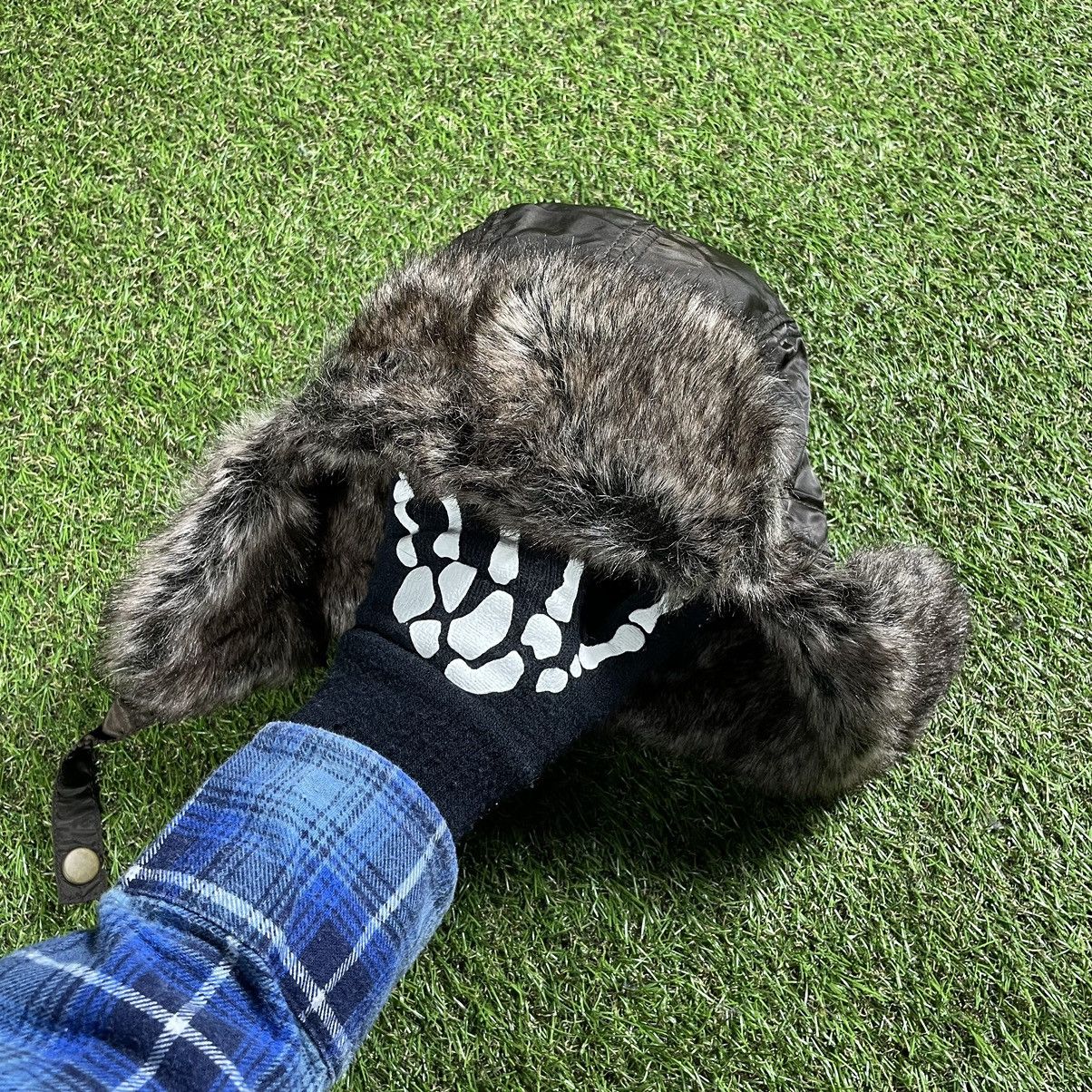 Vintage Vintage 90s Mohair Fuzzy Beanie Goth Alt Furry Black Logo OS Size ONE SIZE - 1 Thumbnail