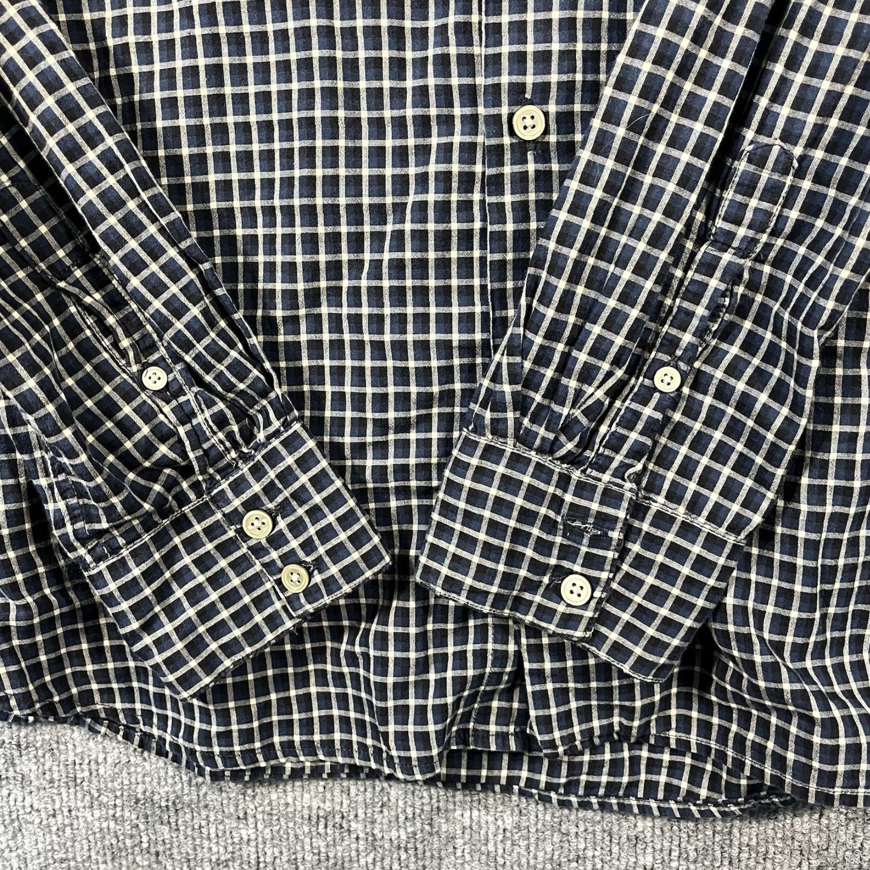 John Varvatos John Varvatos Button-Down Shirt Mens Large 100% Cotton Plaid Blue Flannel Crew Neck Long Sleeve Button-Up Regular Mens Size US L / EU 52-54 / 3 - 2 Thumbnail