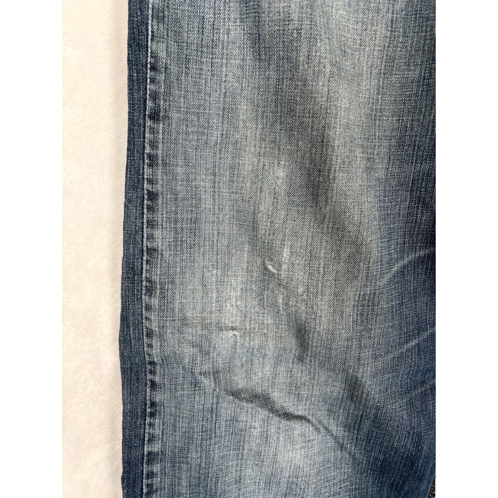 Levi's VINTAGE Levi's 514 Slim Straight Blue Denim Jeans 38x32 Men Regular Size US 38 / EU 54 - 3 Thumbnail