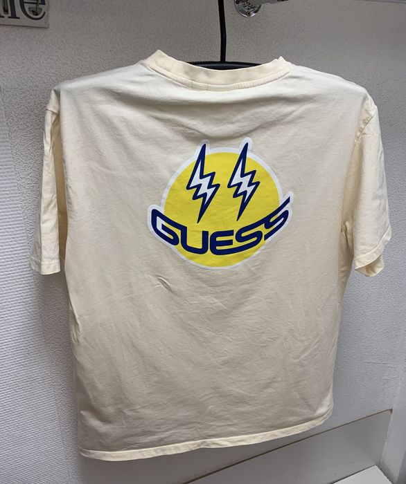 Guess t best sale shirt 2020